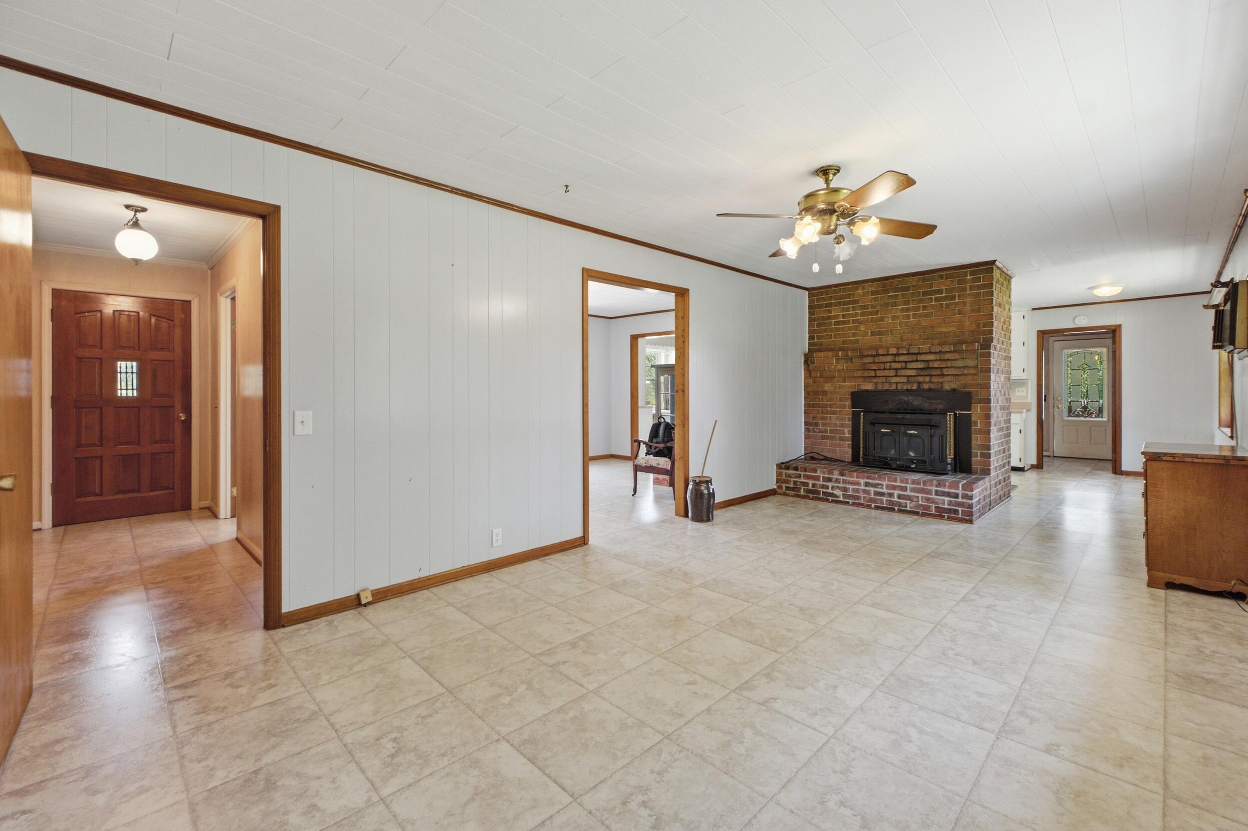 2879 E Broomtown Road, LaFayette