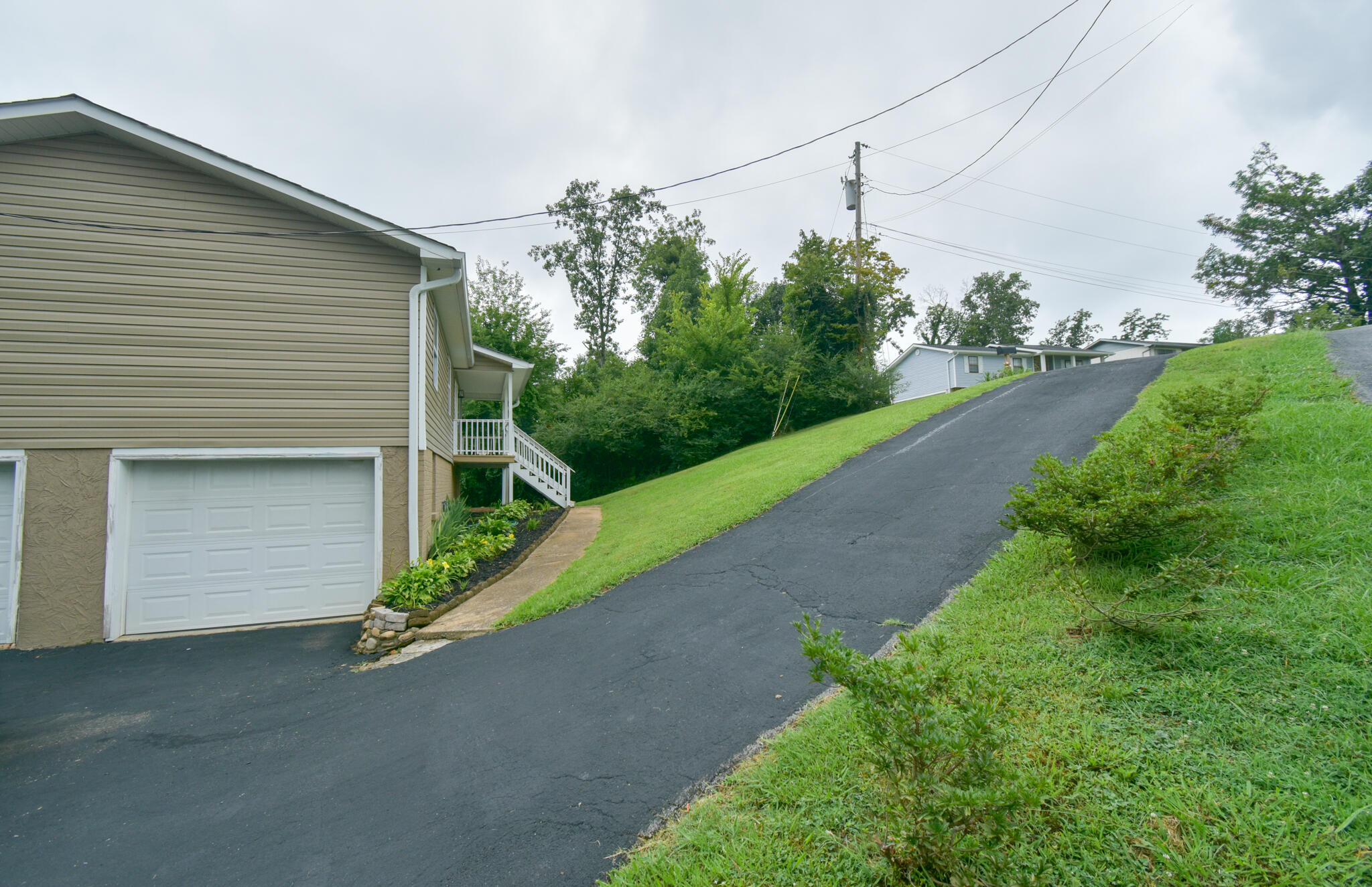 4000 Shady Oak Drive