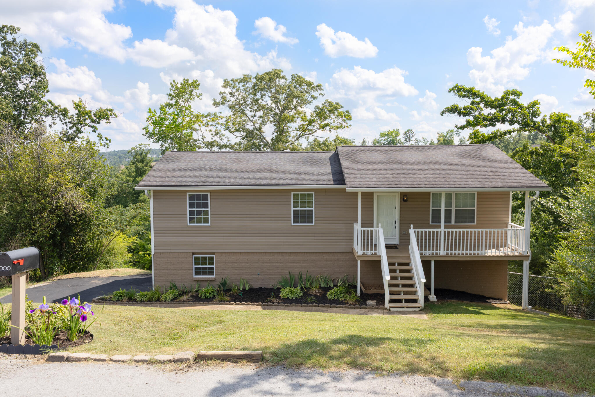 4000 Shady Oak Drive