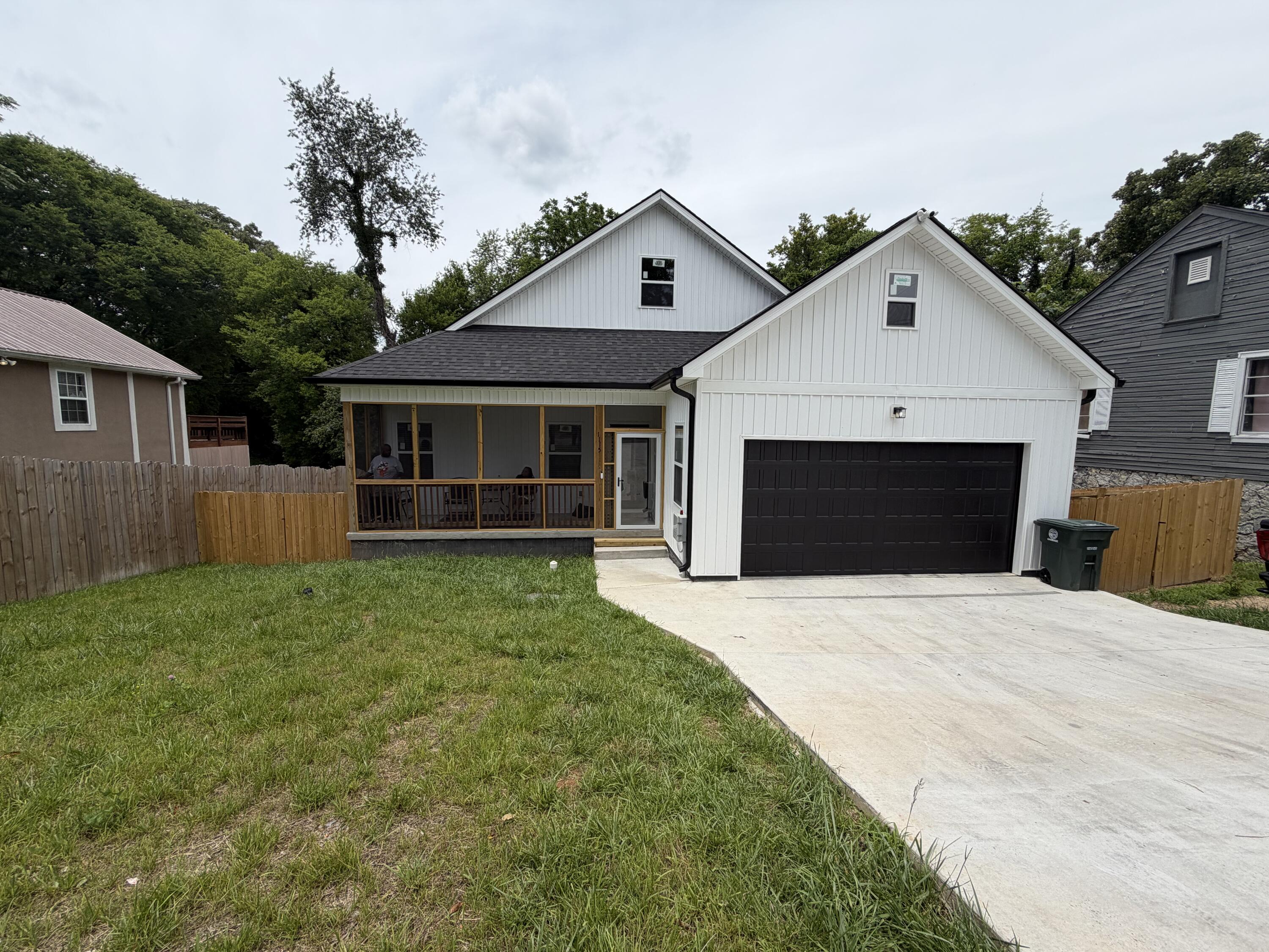 1115 Rockway Drive