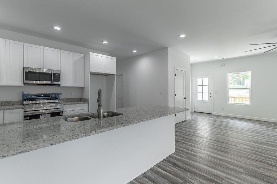 1115 Rockway Drive