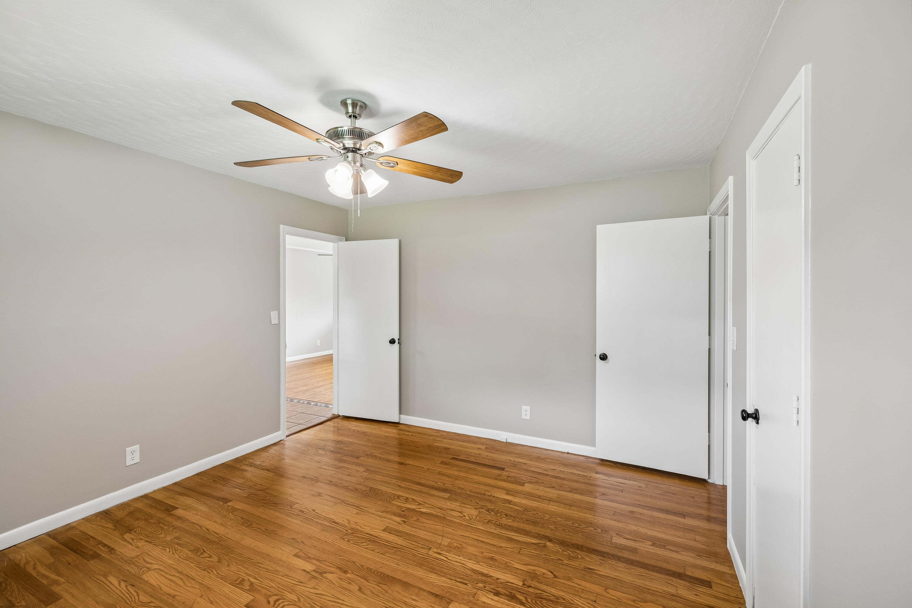 4810 Fairwood Lane
