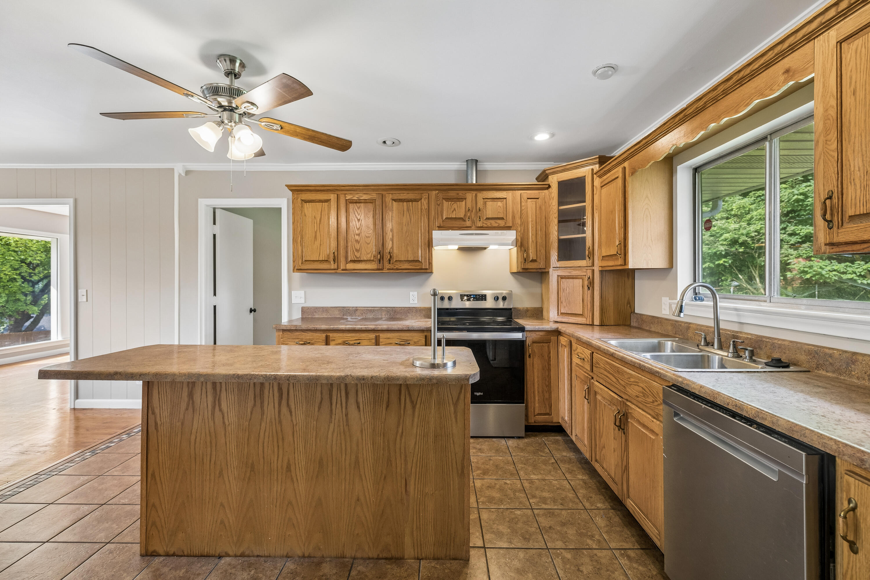 4810 Fairwood Lane