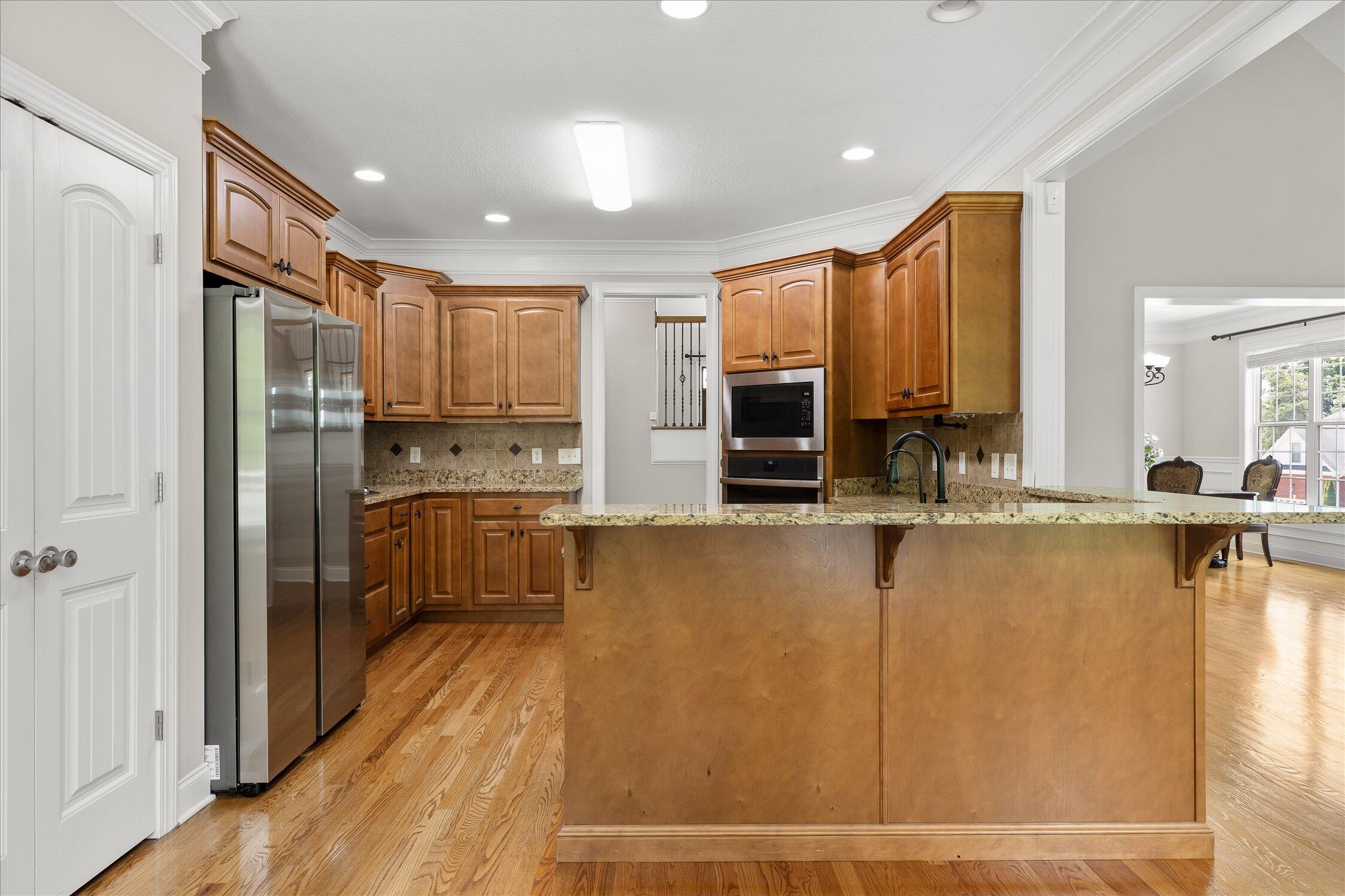9875 Fieldcrest Drive