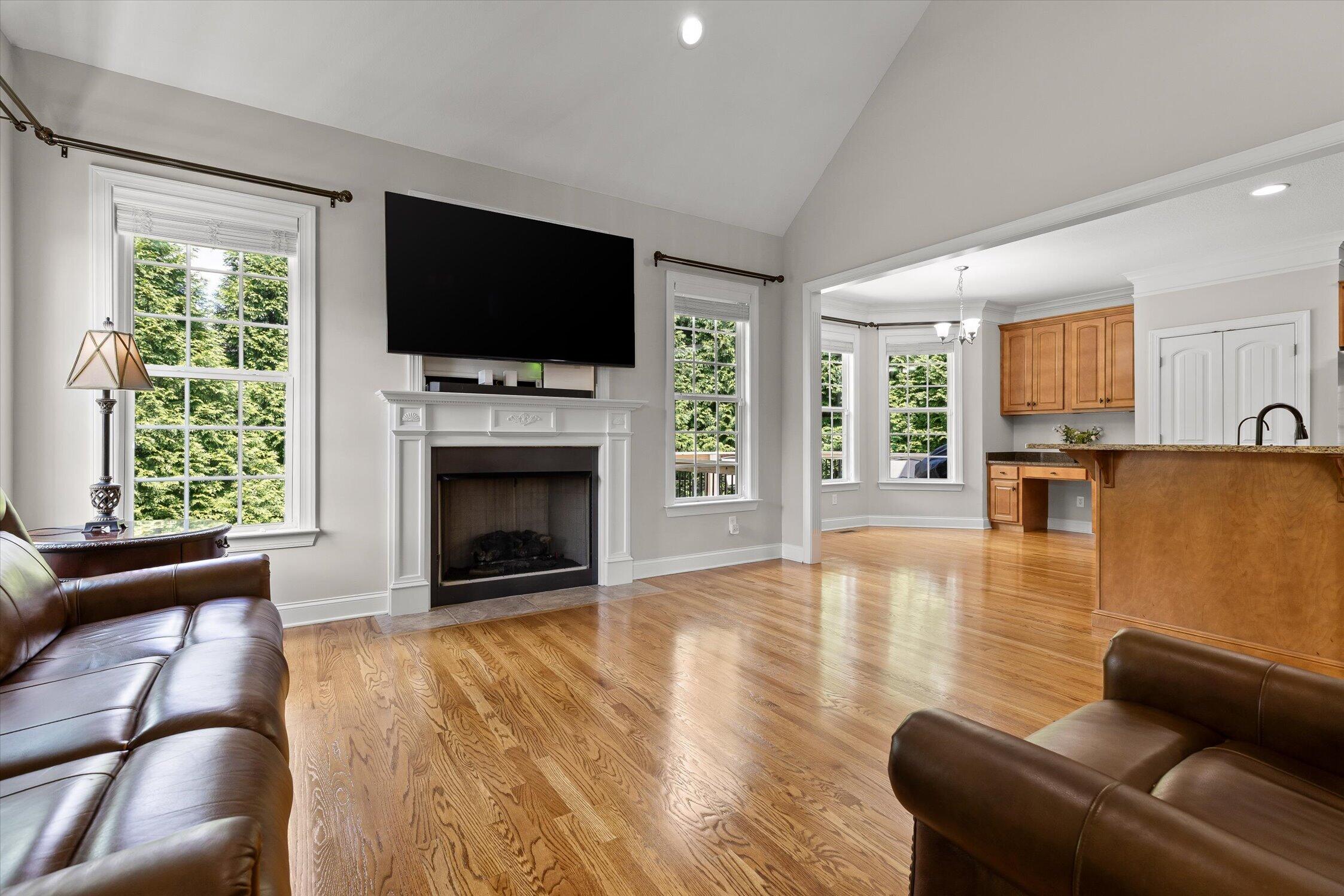 9875 Fieldcrest Drive