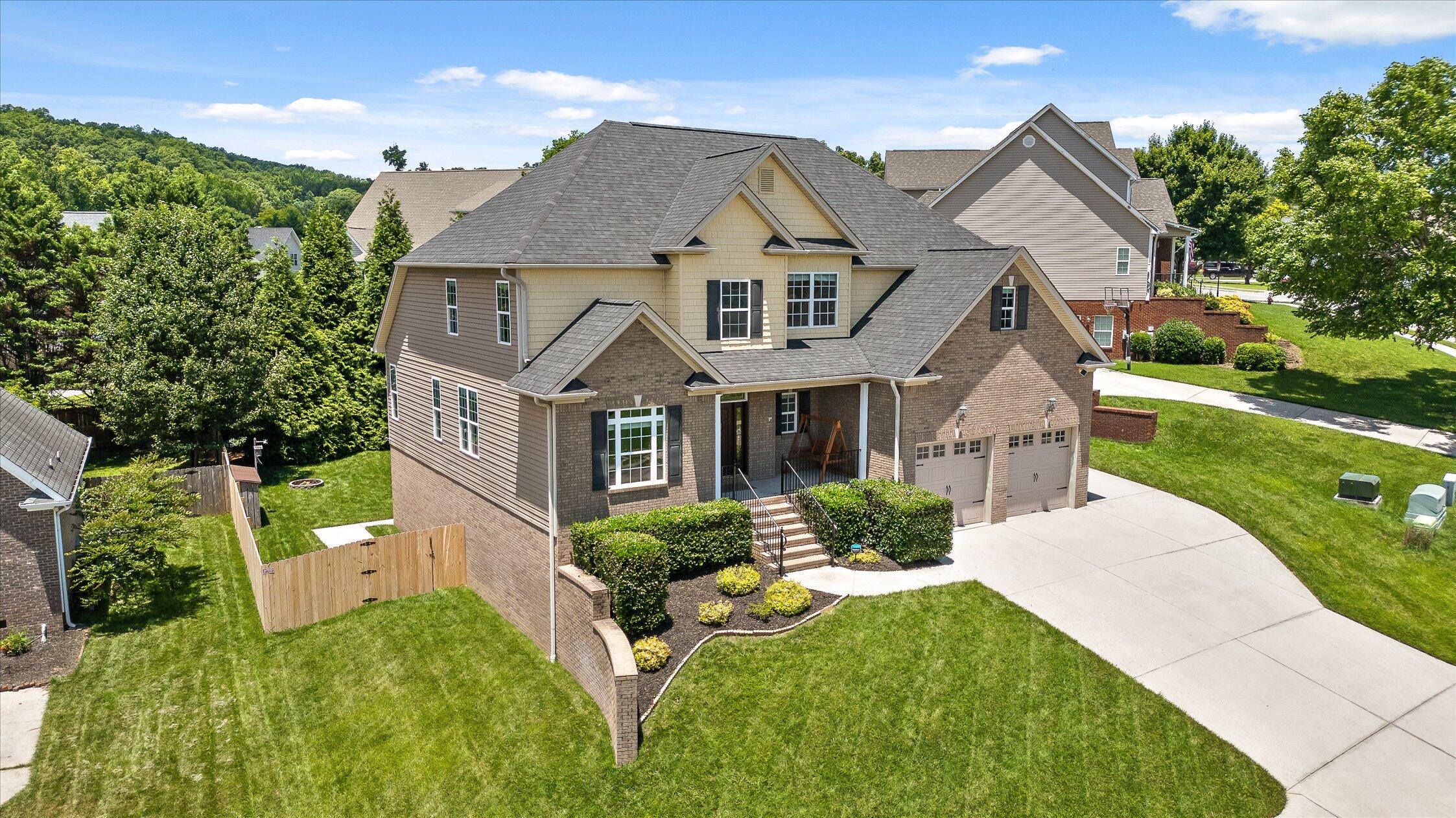 9875 Fieldcrest Drive