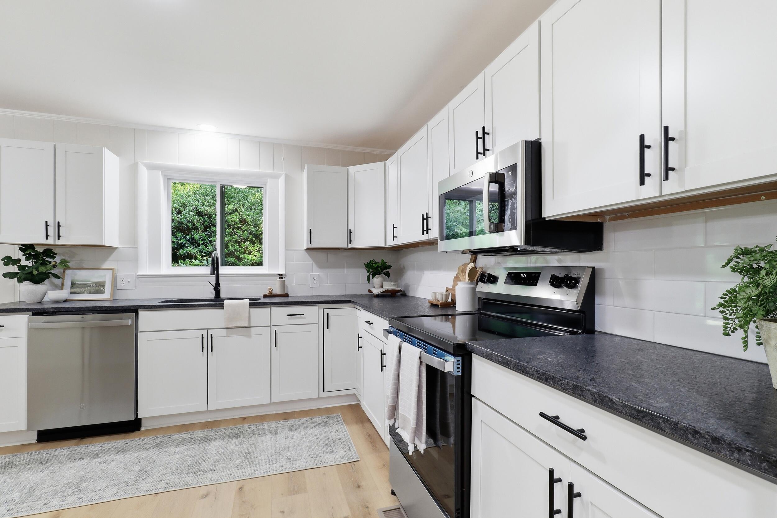 7101 Moreview Road