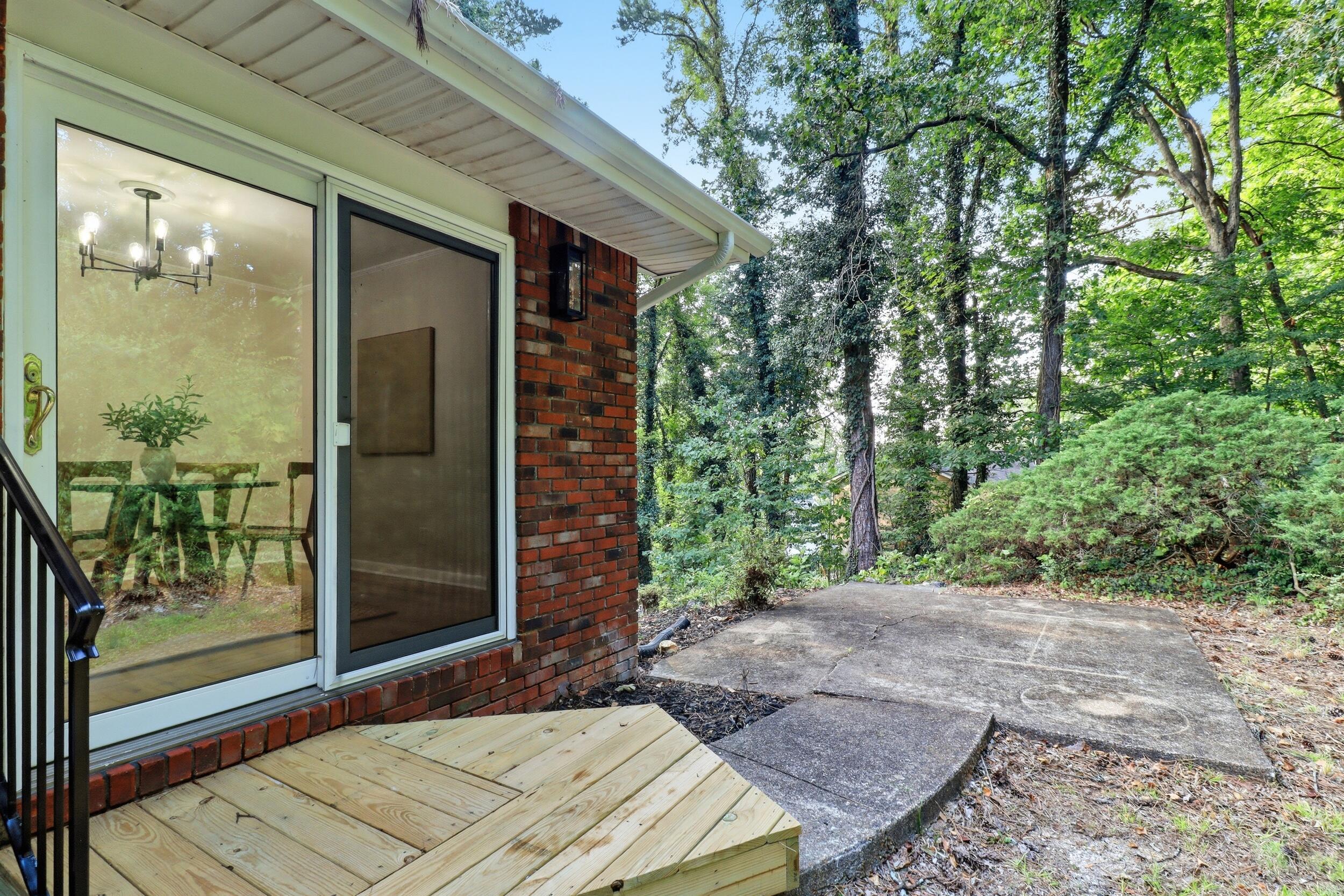 7101 Moreview Road