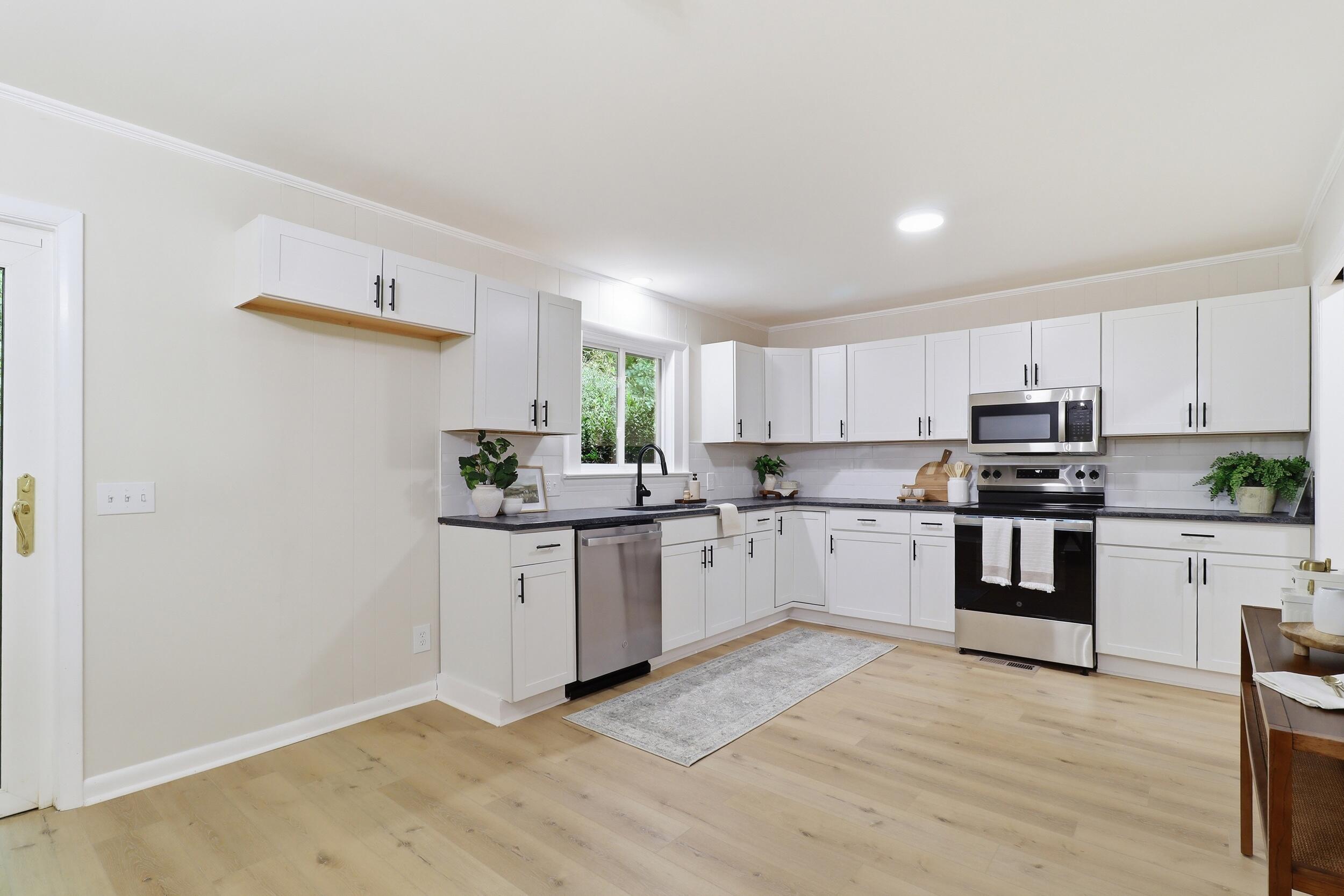 7101 Moreview Road