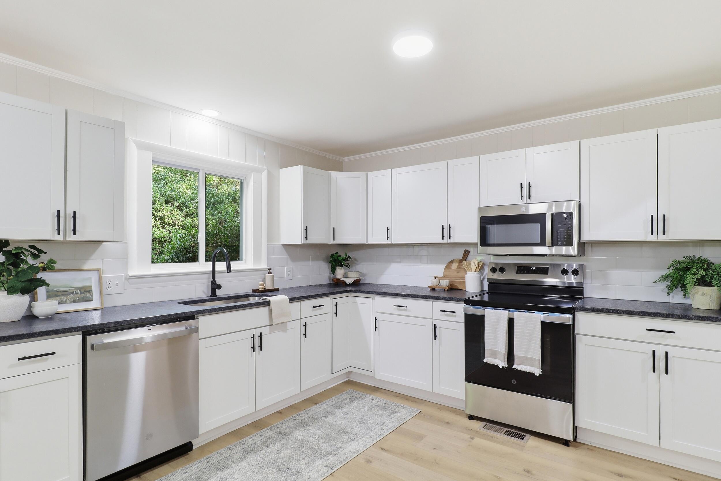 7101 Moreview Road