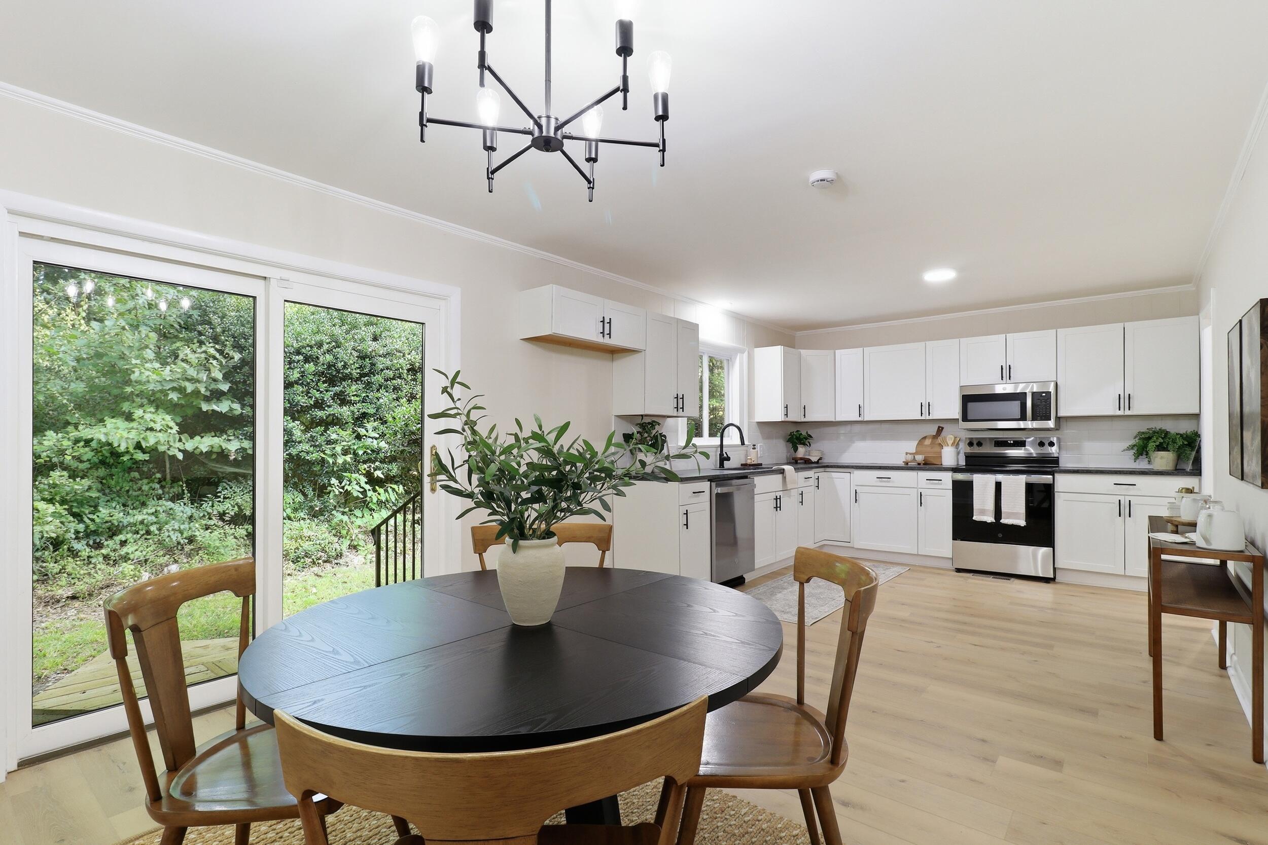 7101 Moreview Road
