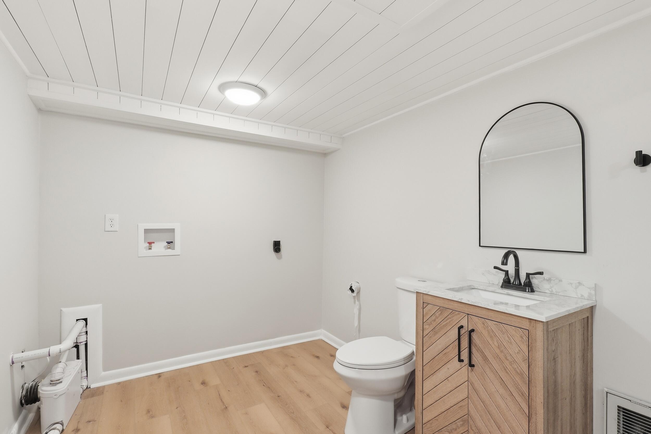 7101 Moreview Road