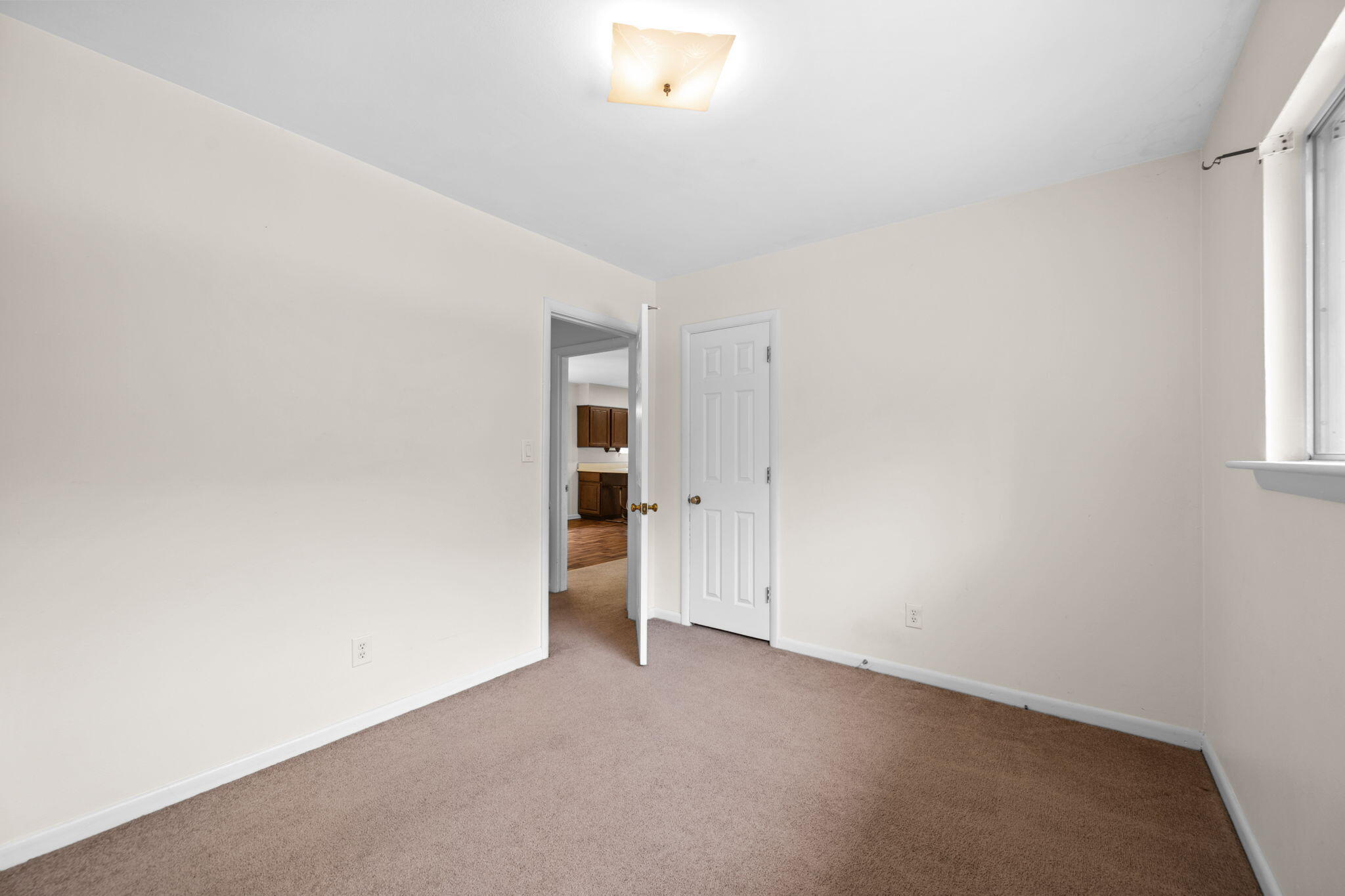 708 Claremont Circle