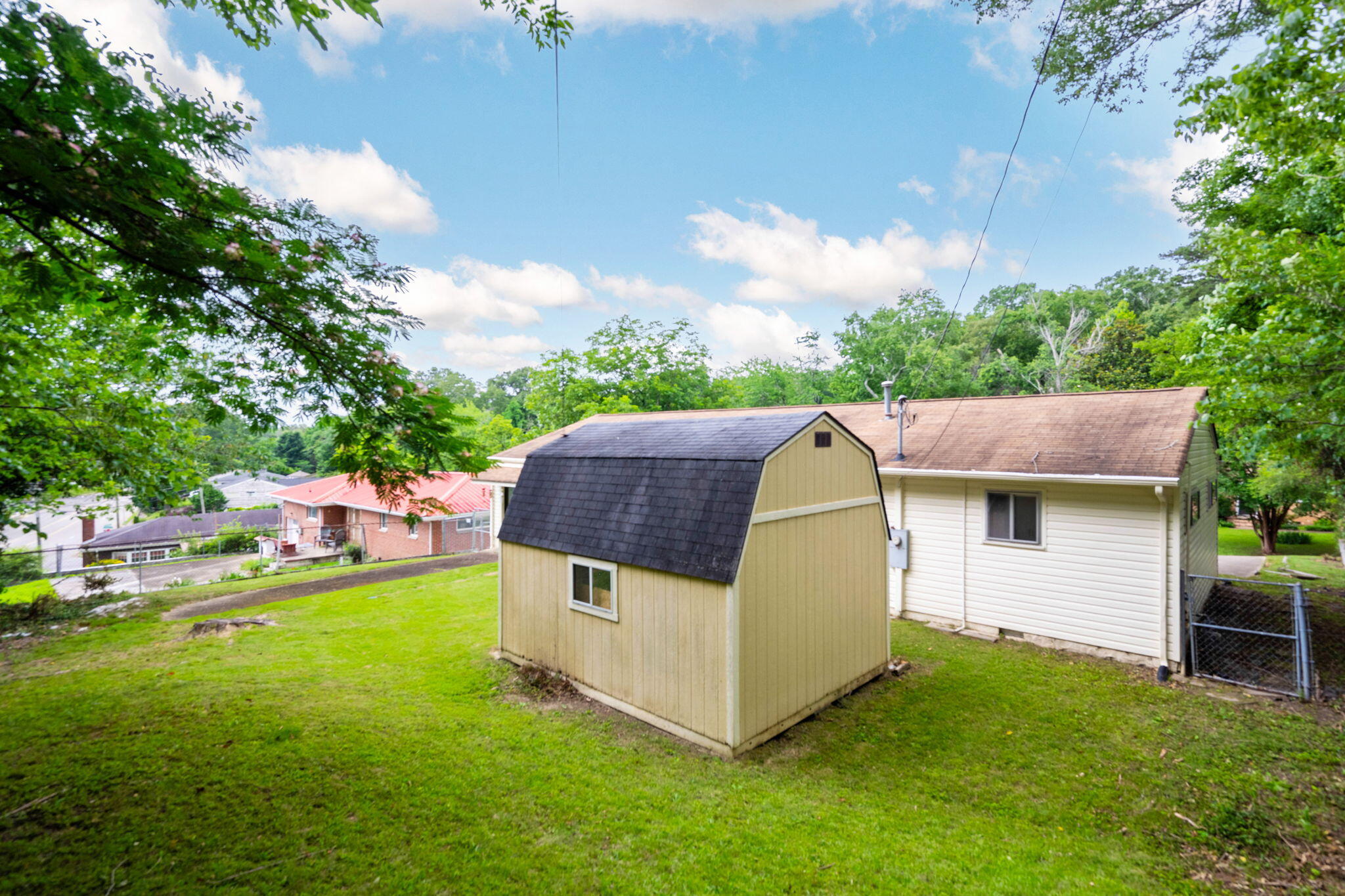 708 Claremont Circle