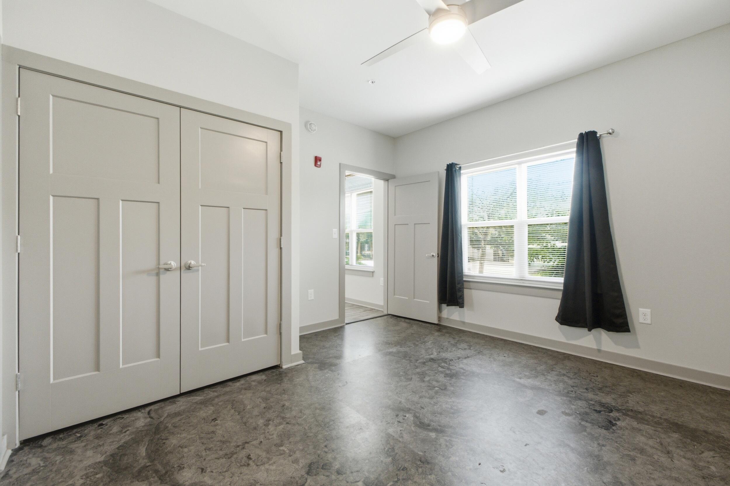 782 Riverfront Parkway, 102