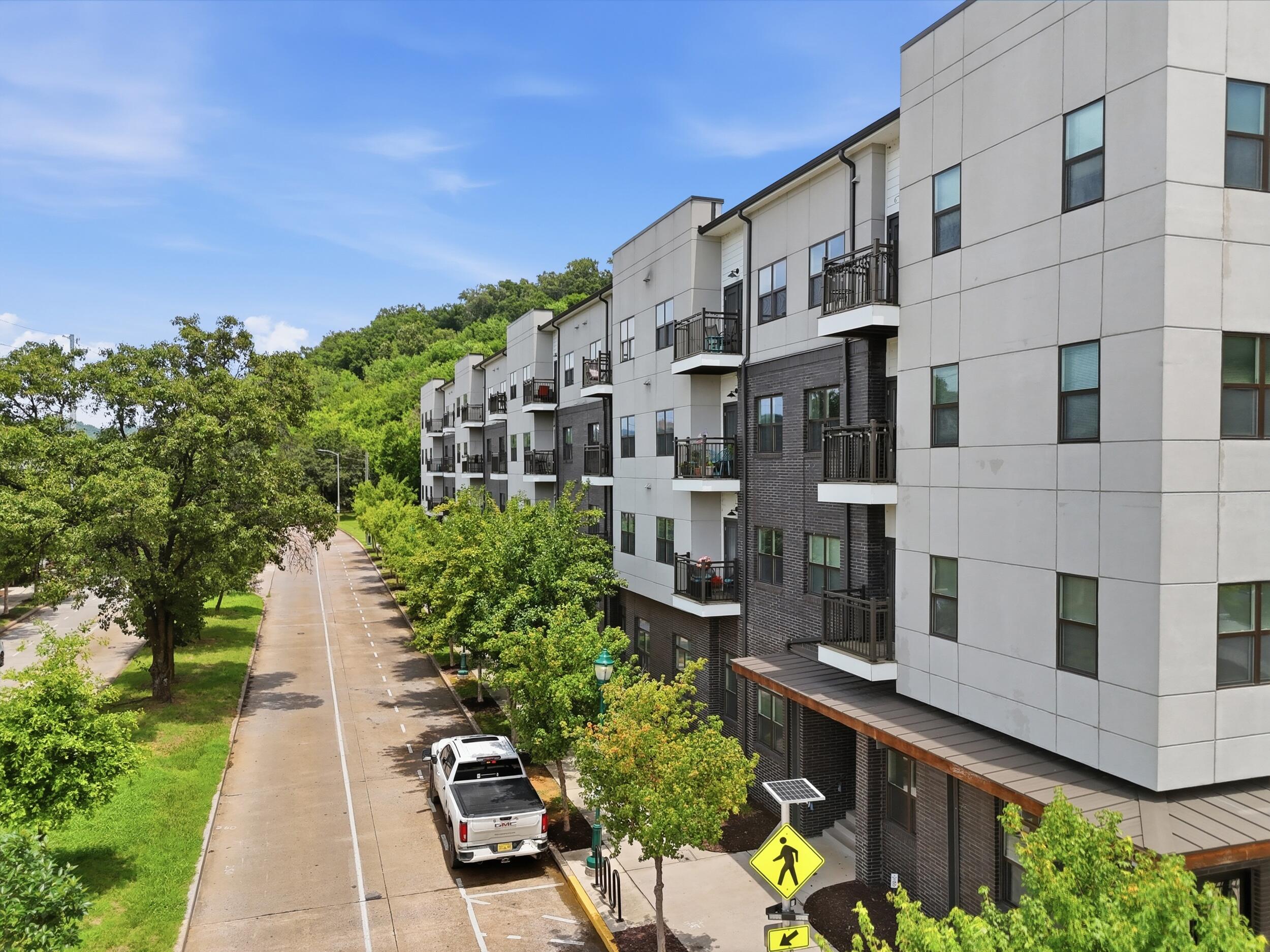 782 Riverfront Parkway, 102