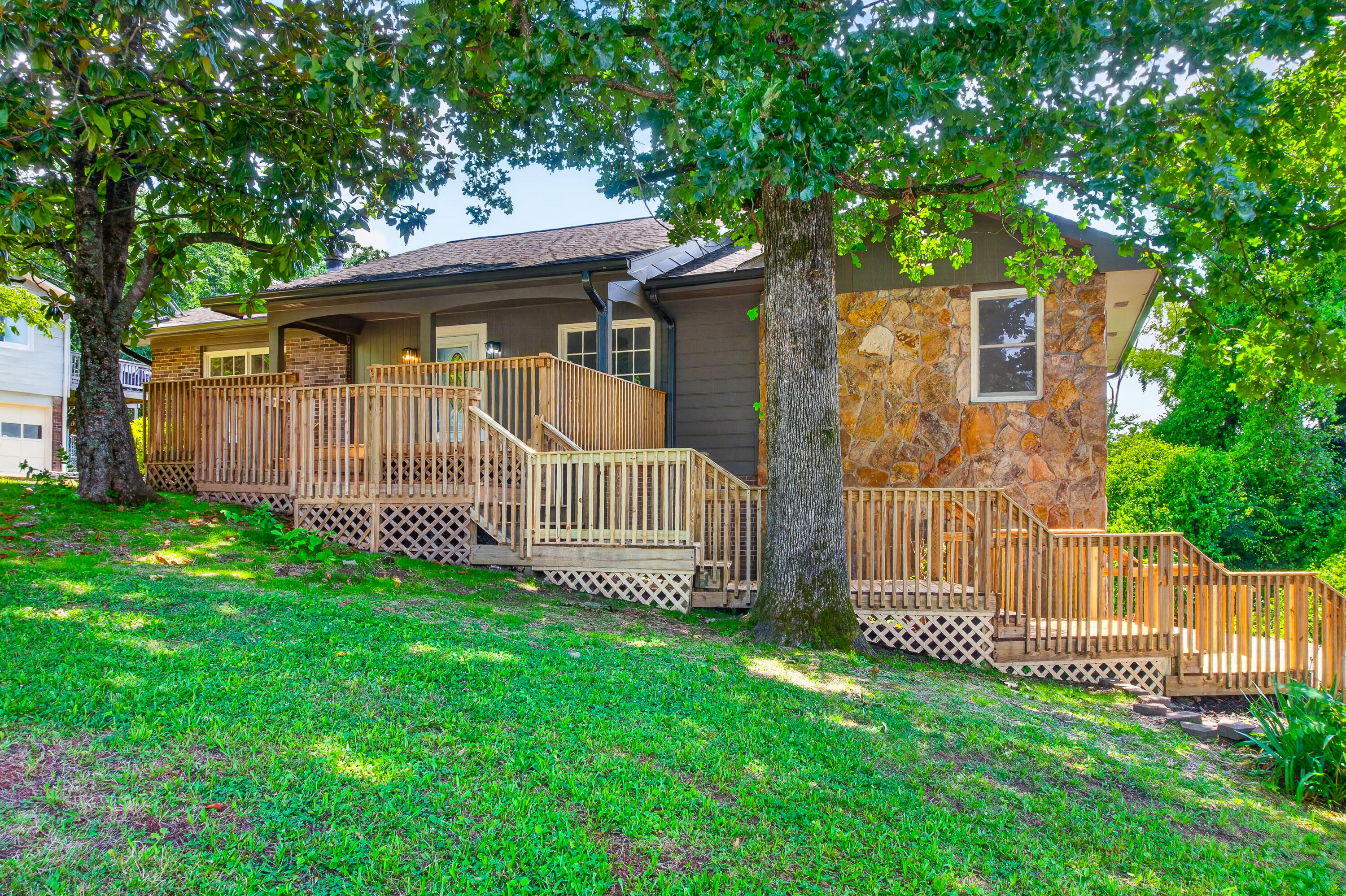 2904 Old Britain Circle