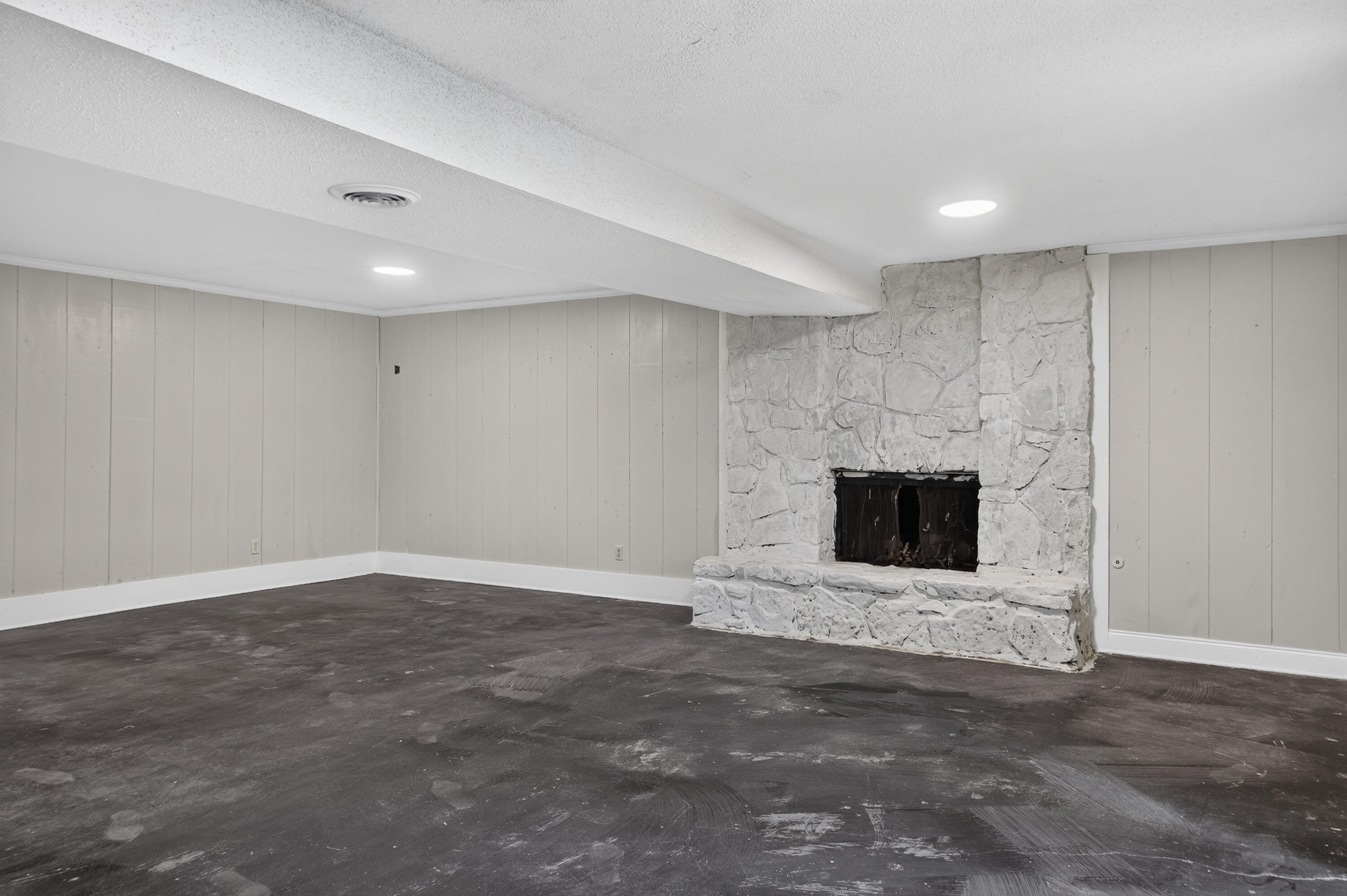 2904 Old Britain Circle