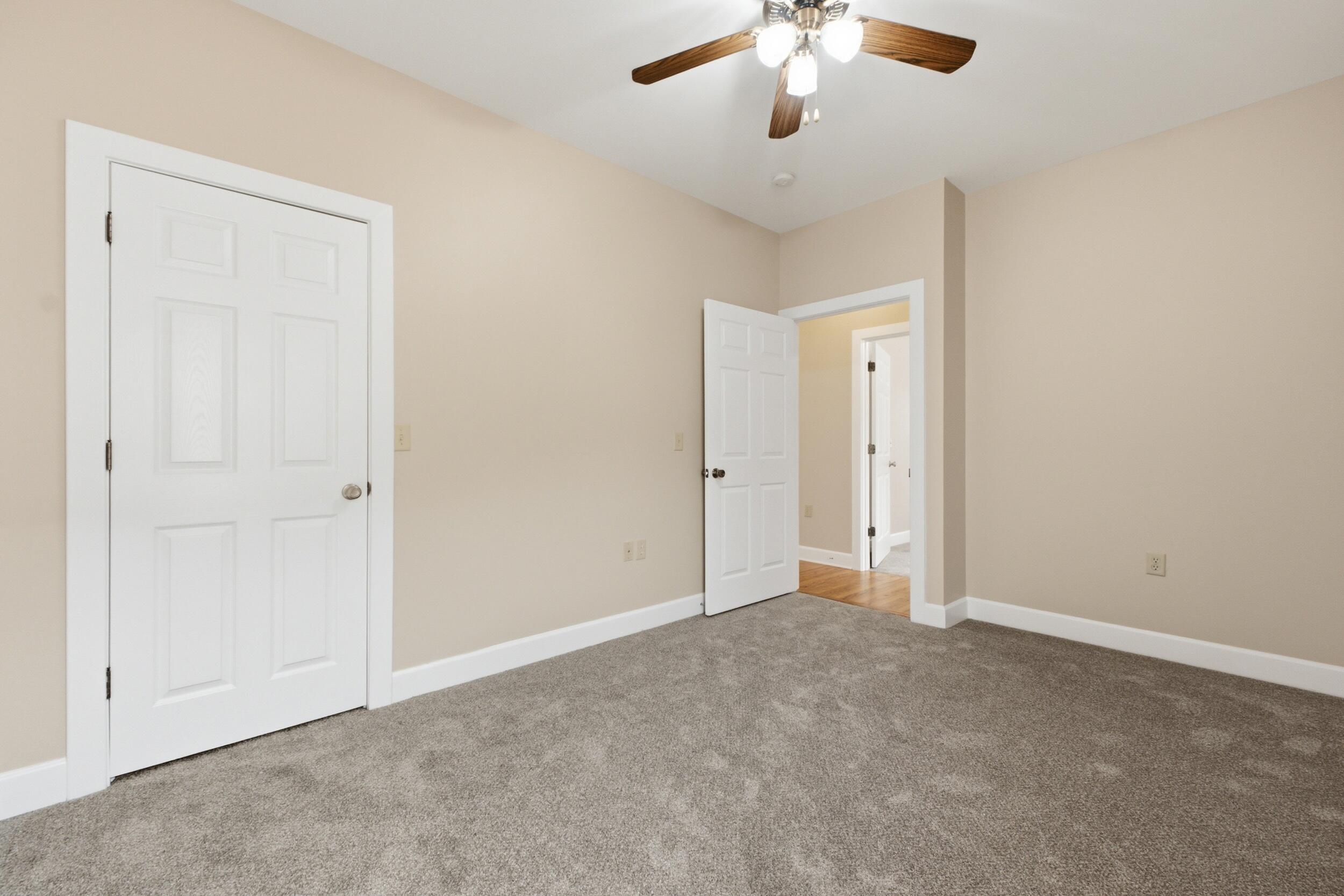 1012 W 37th Street