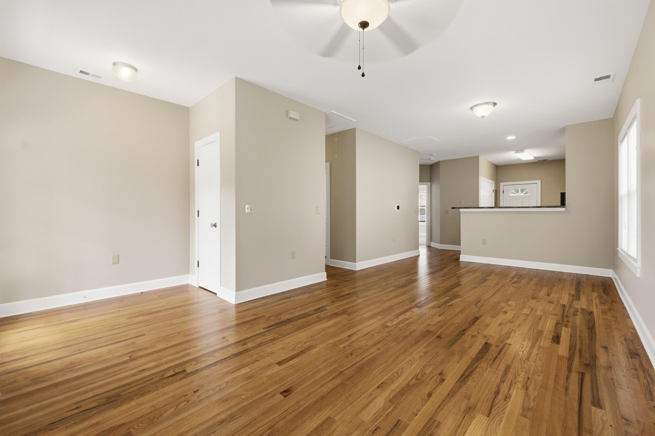 1012 W 37th Street