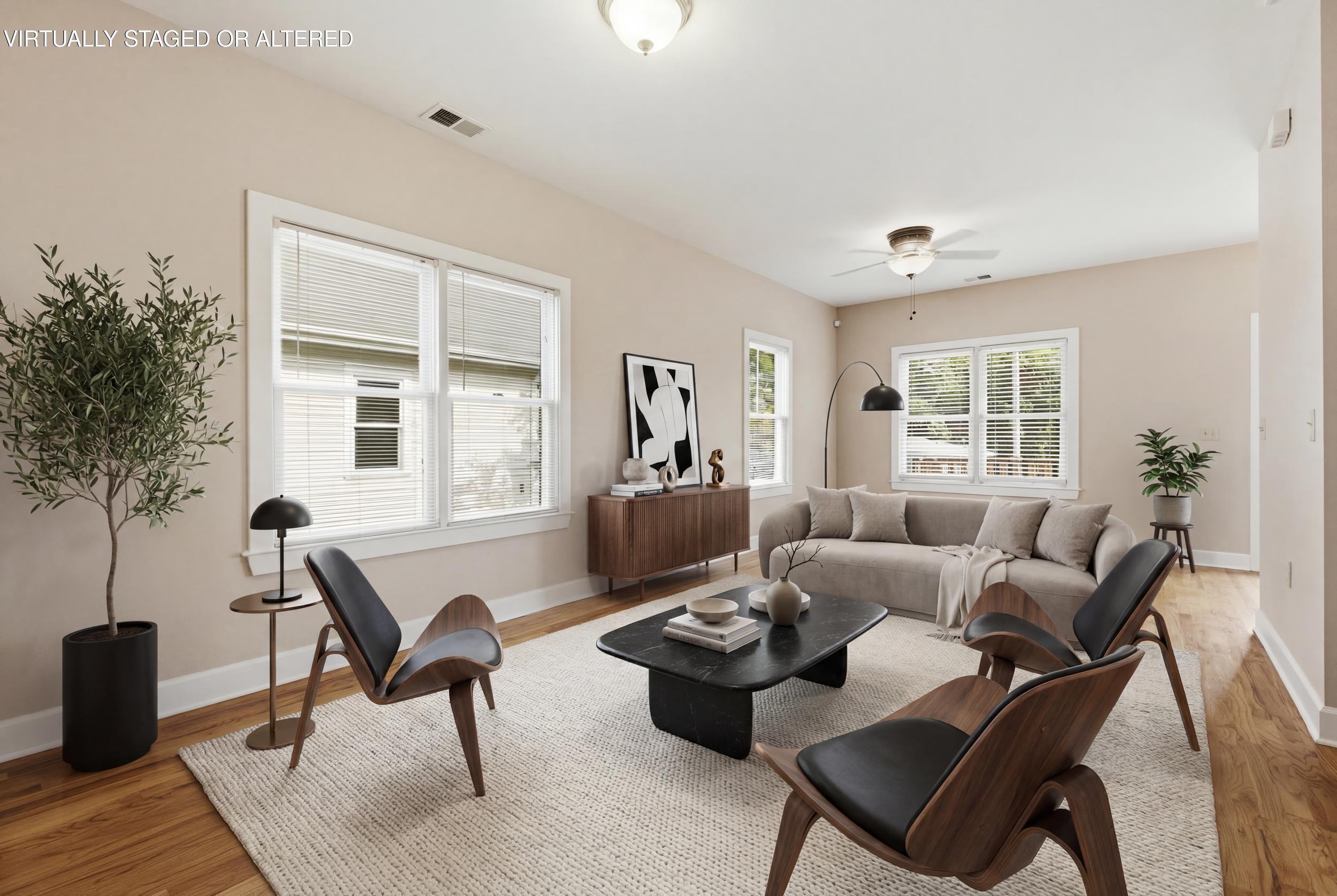 1012 W 37th Street