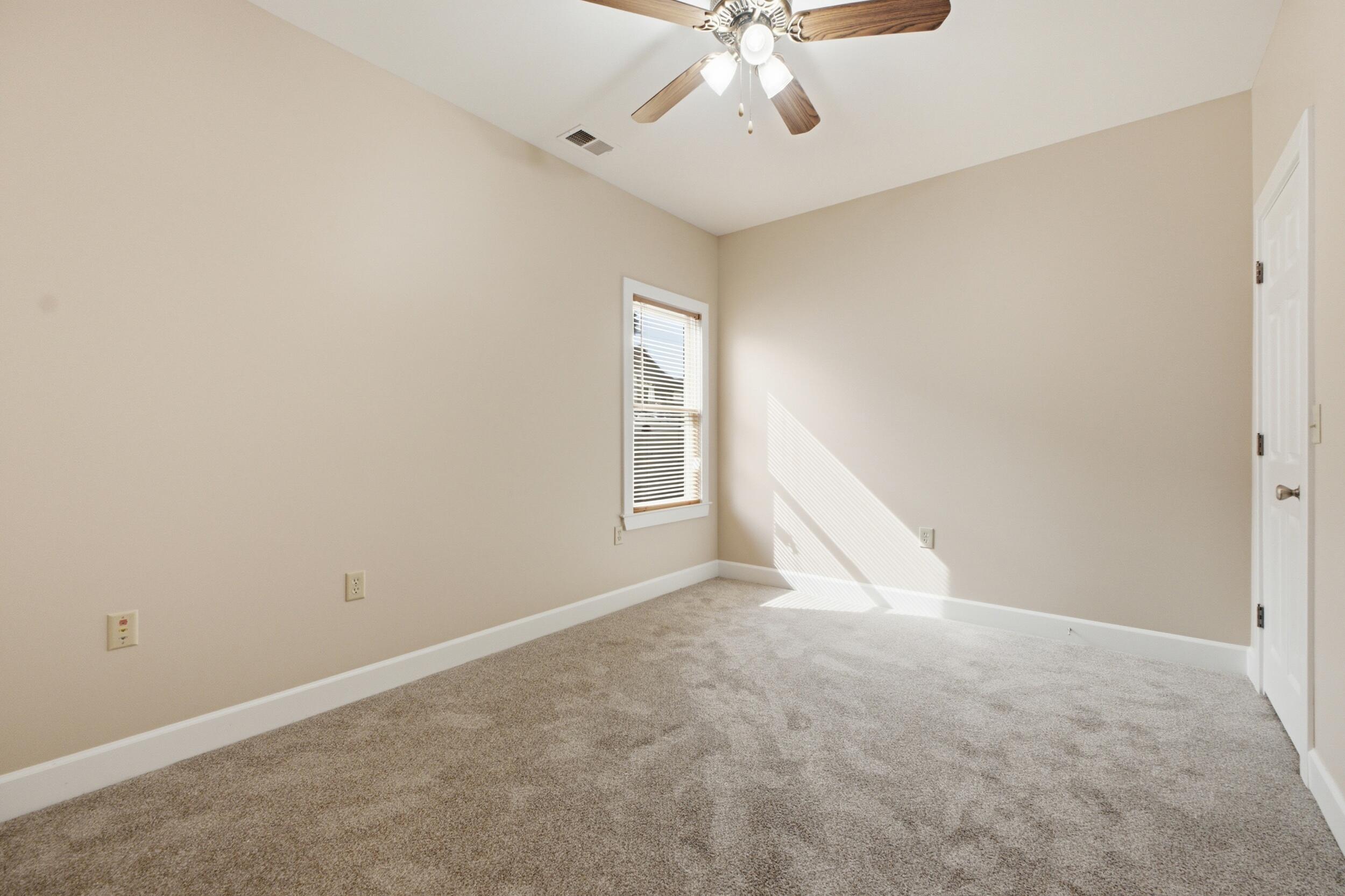 1012 W 37th Street