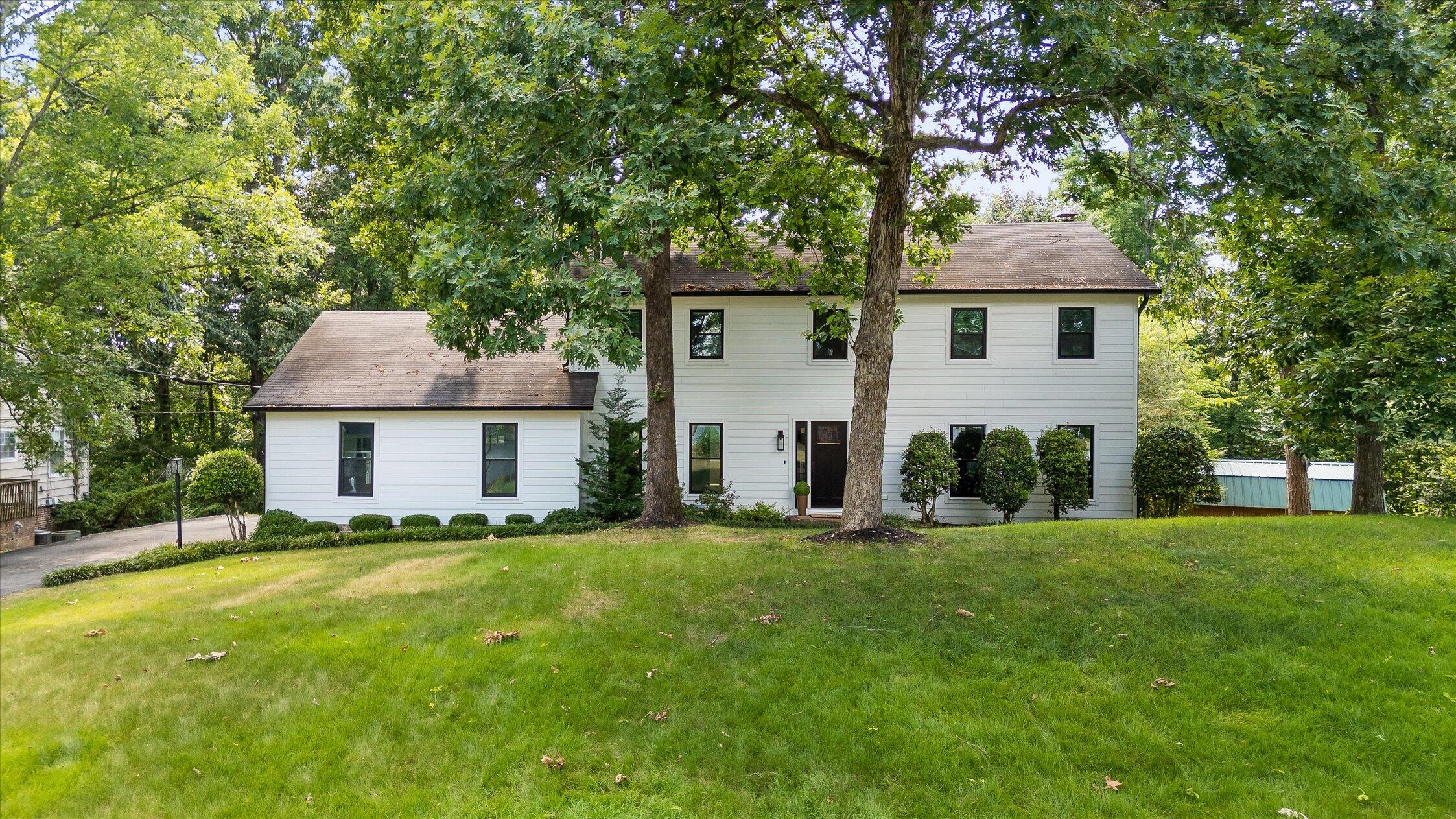1411 Timbercrest Lane