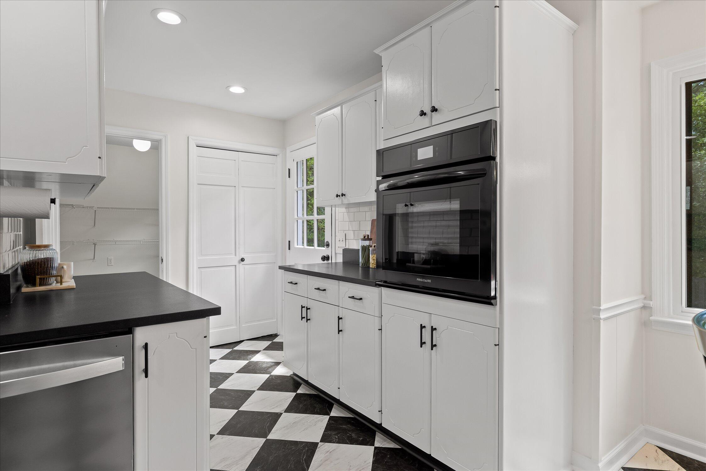 1411 Timbercrest Lane