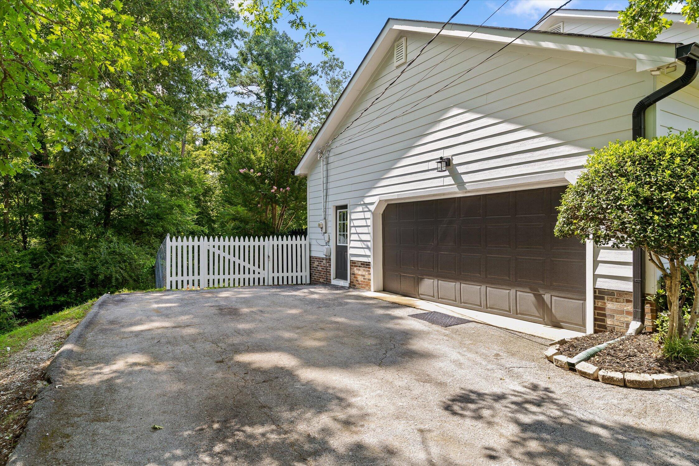 1411 Timbercrest Lane