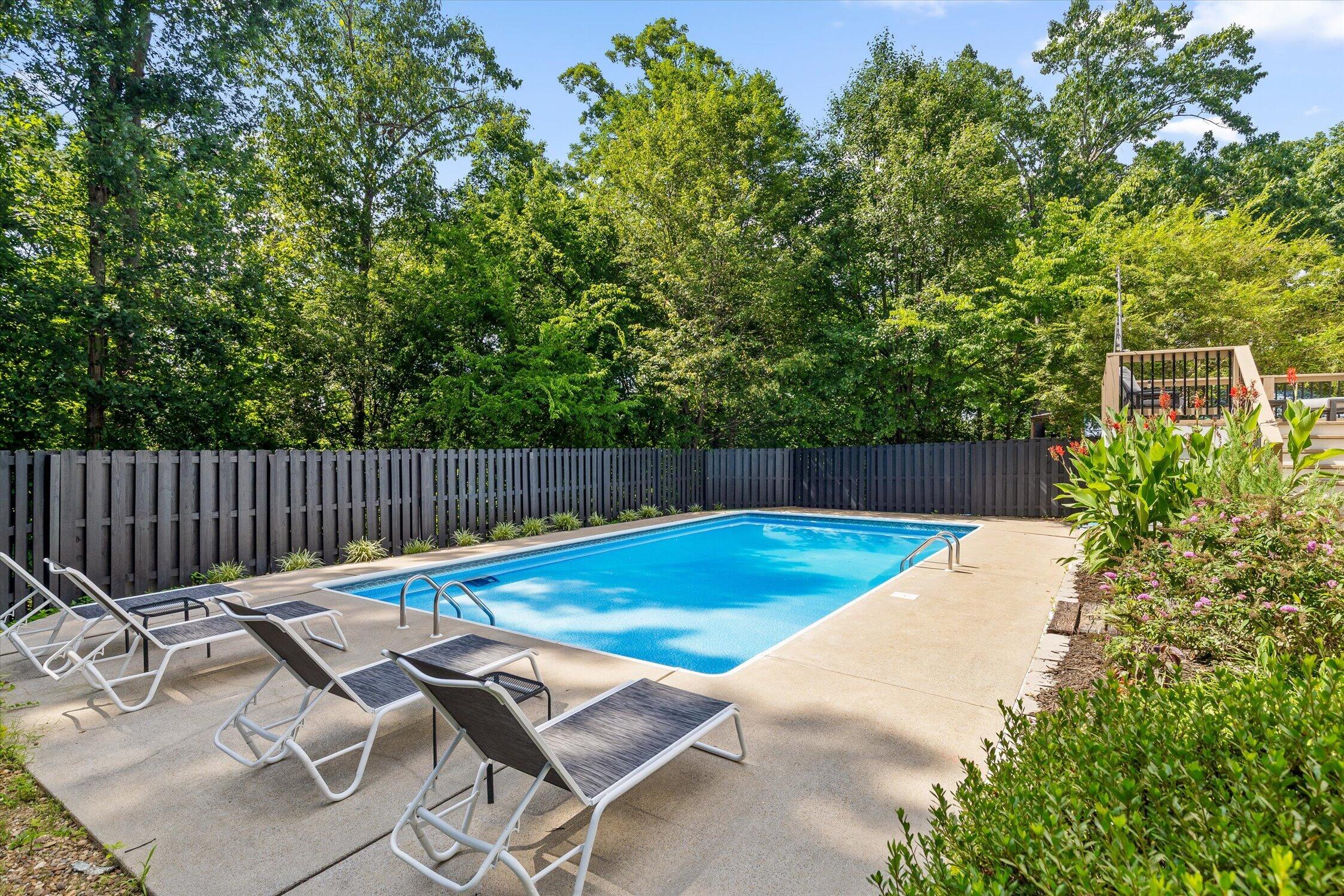 1411 Timbercrest Lane