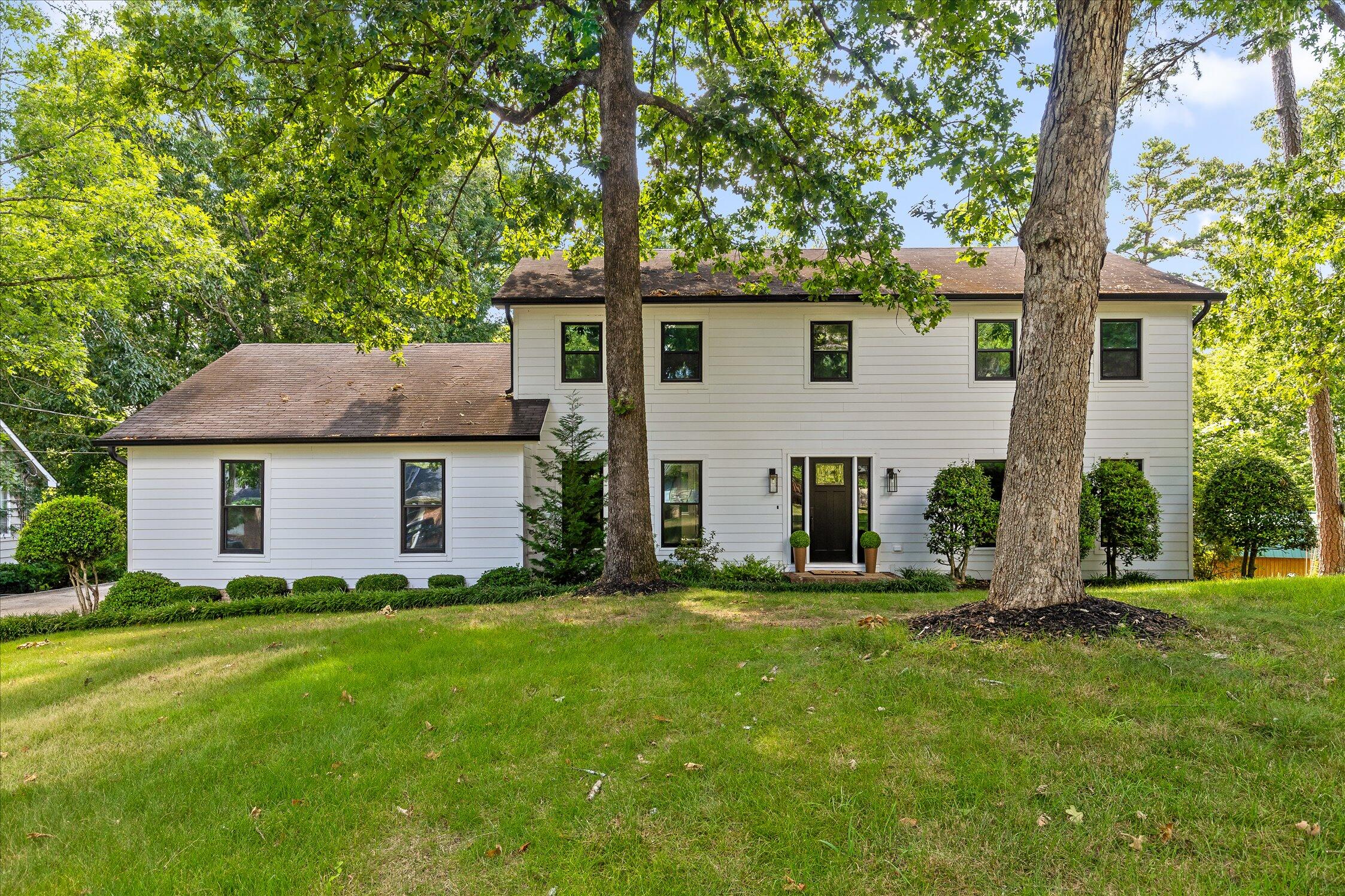 1411 Timbercrest Lane