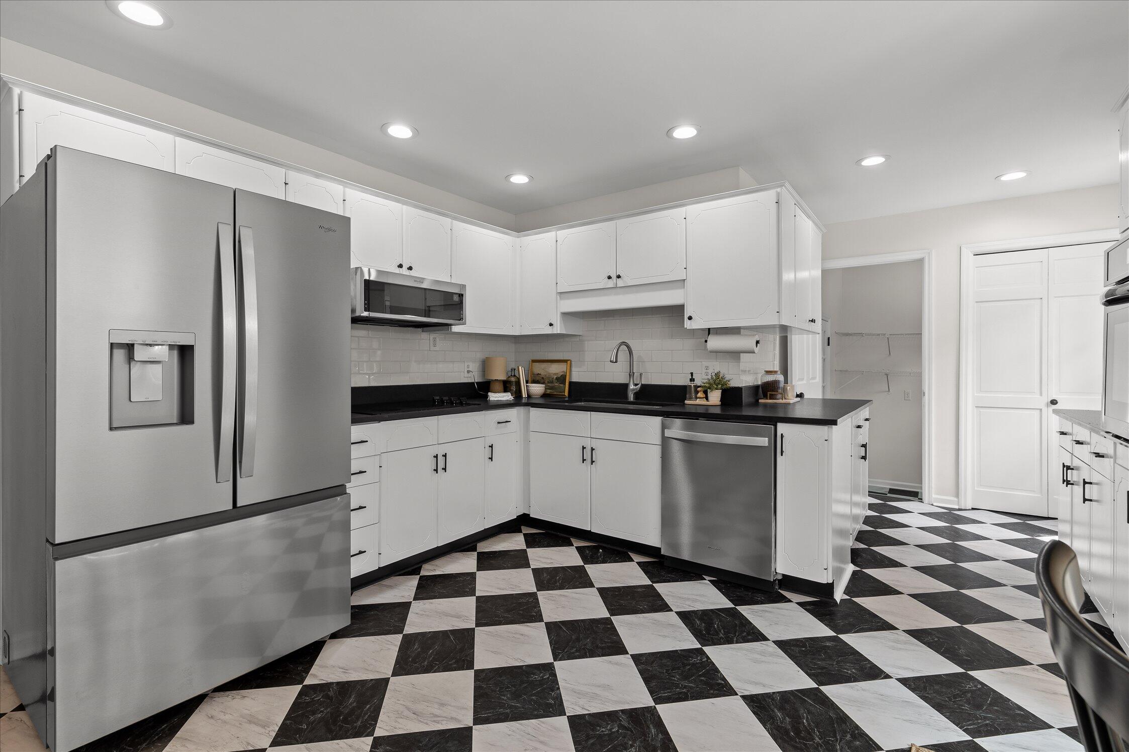 1411 Timbercrest Lane