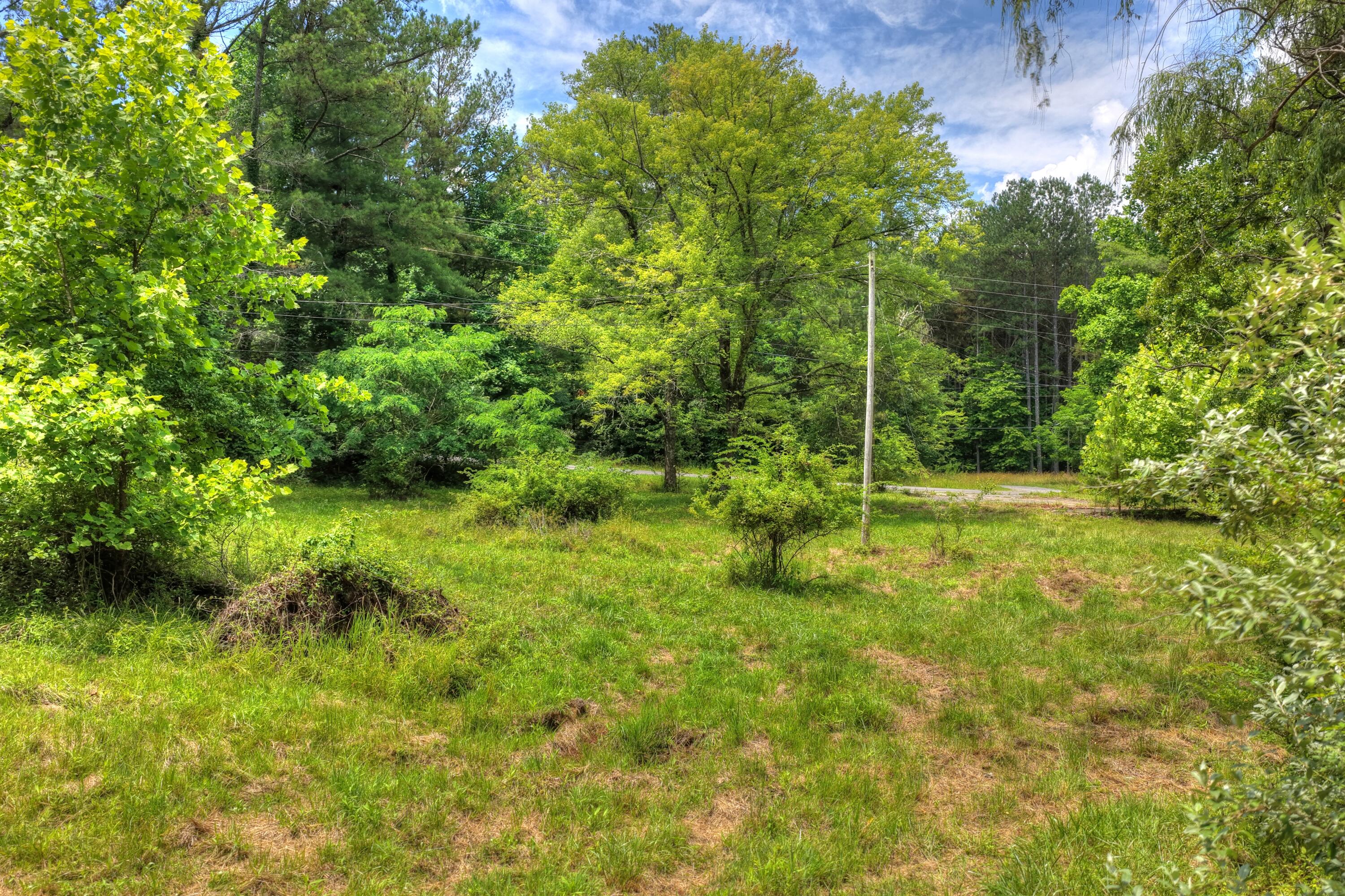 526 Airport Road