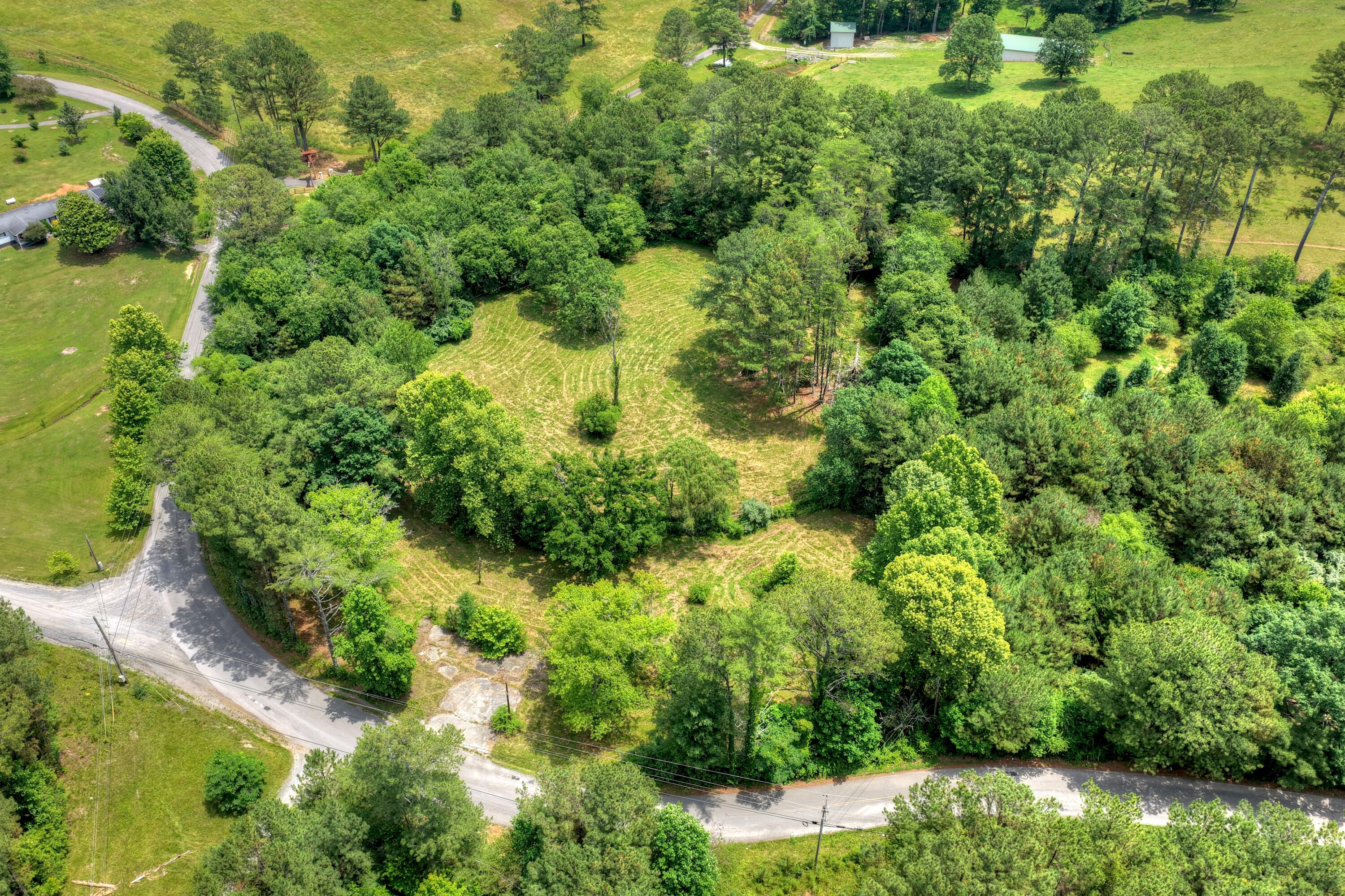 526 Airport Road