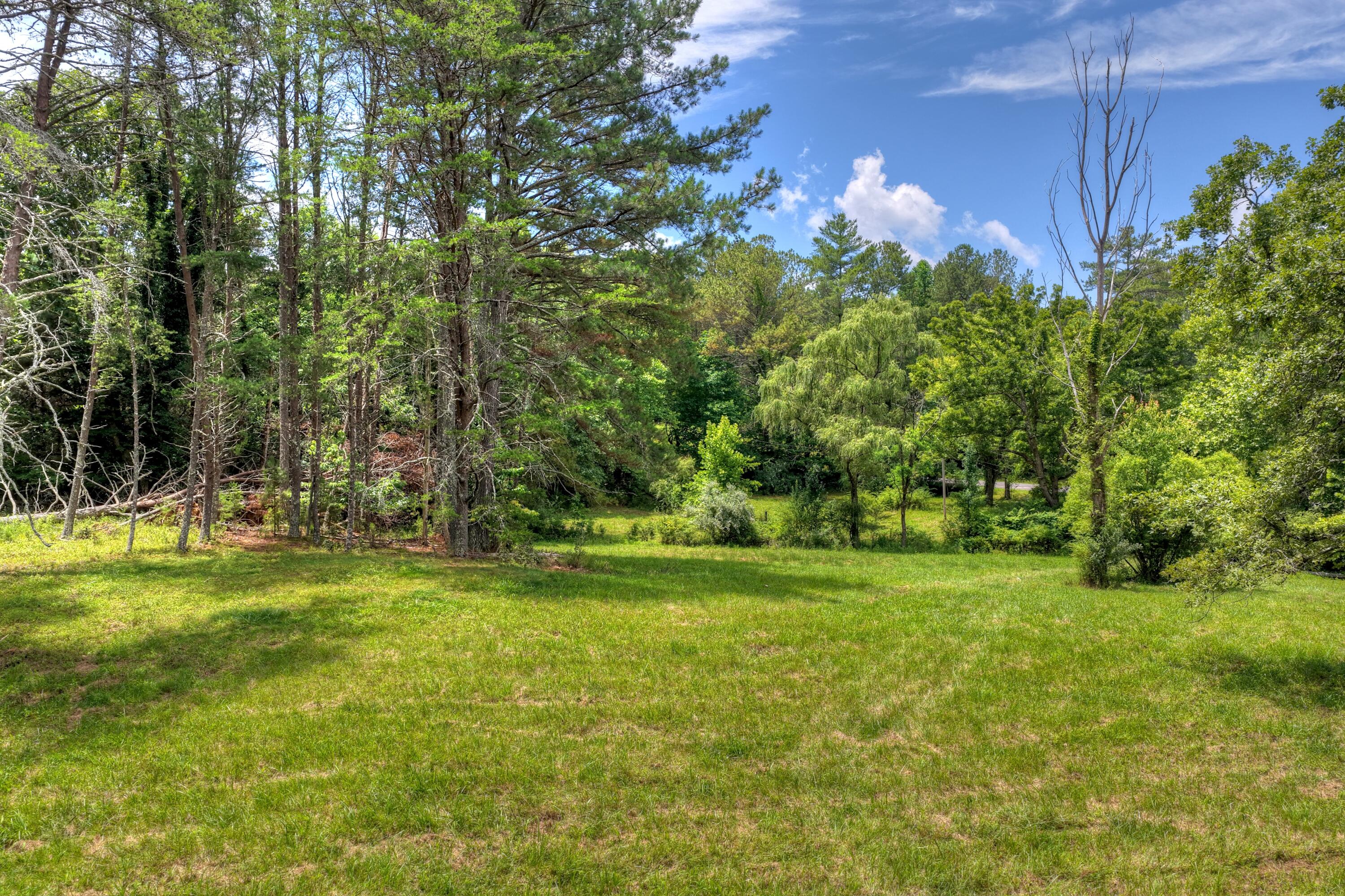 526 Airport Road