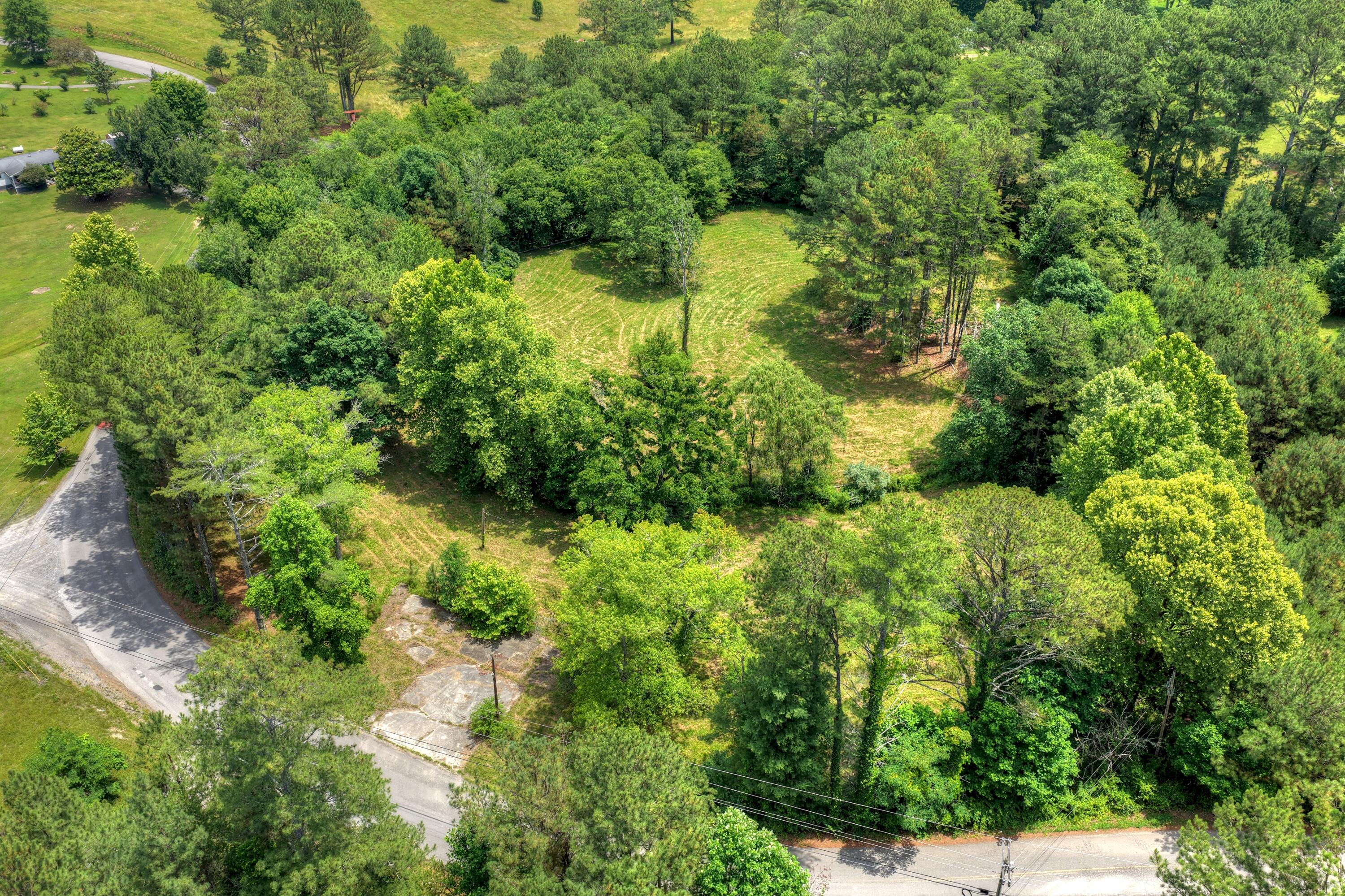 526 Airport Road