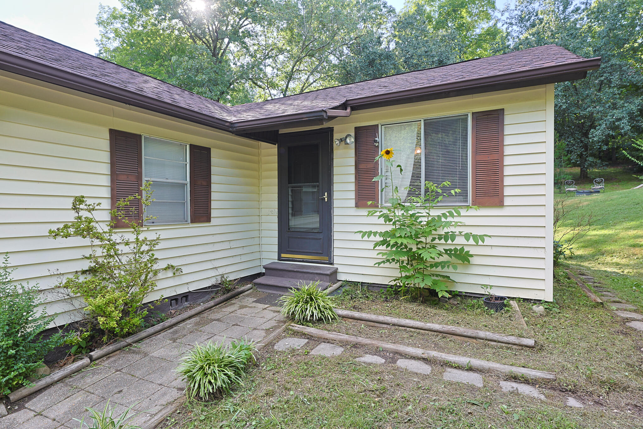 5109 Delashmitt Road