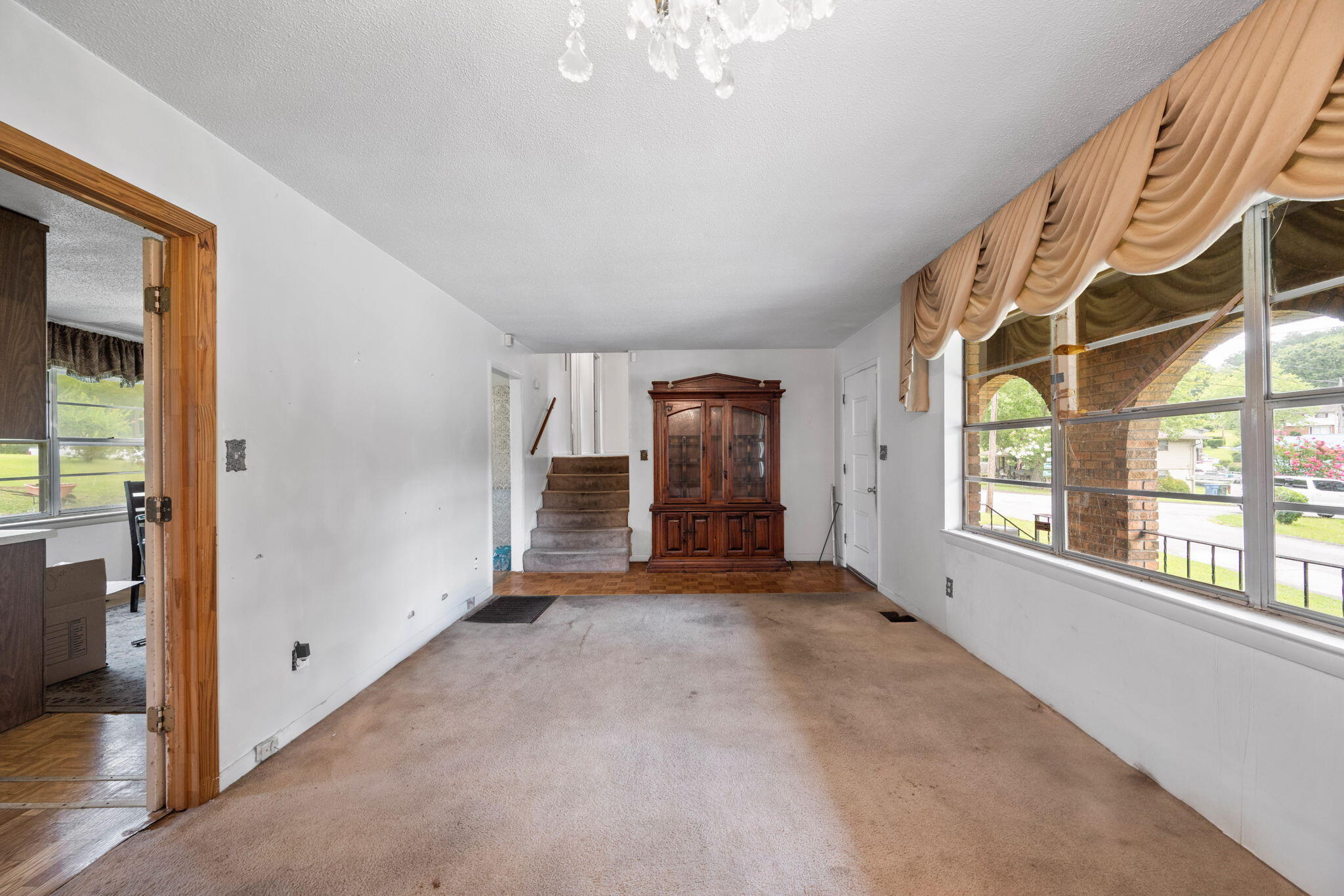 4709 Enterprise Lane