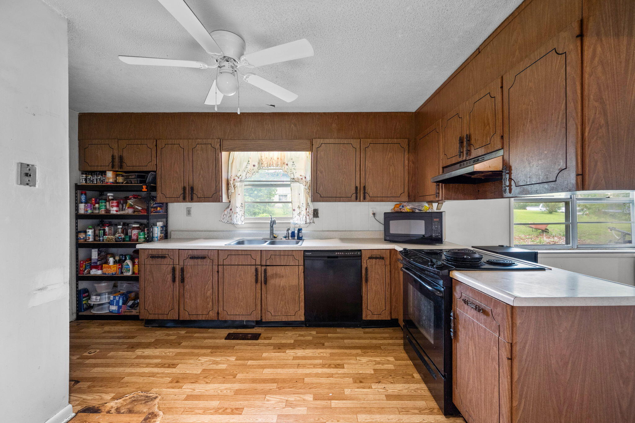 4709 Enterprise Lane