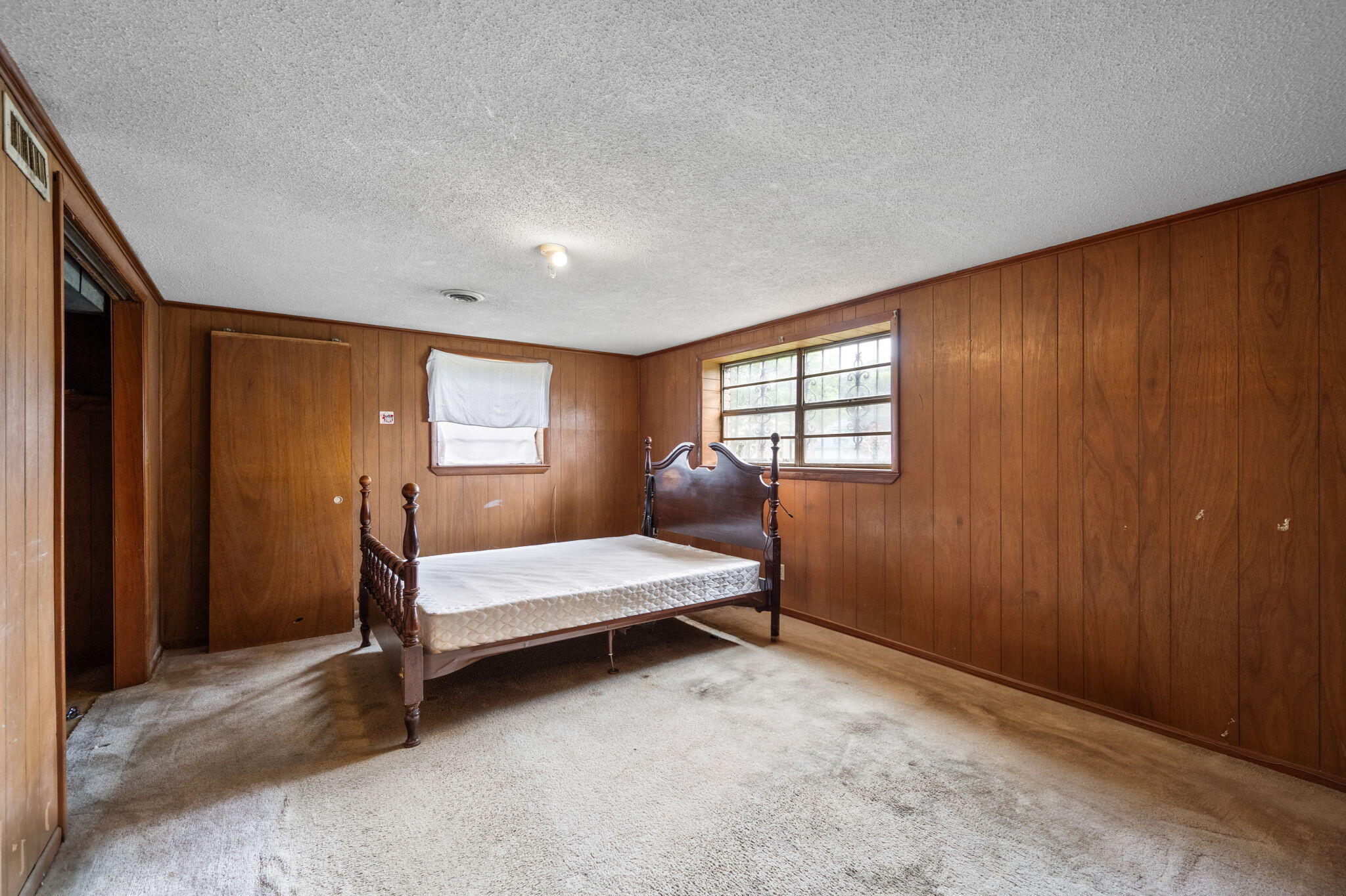 4709 Enterprise Lane