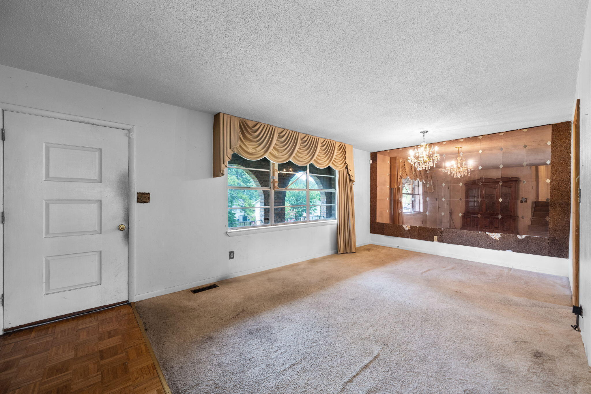 4709 Enterprise Lane