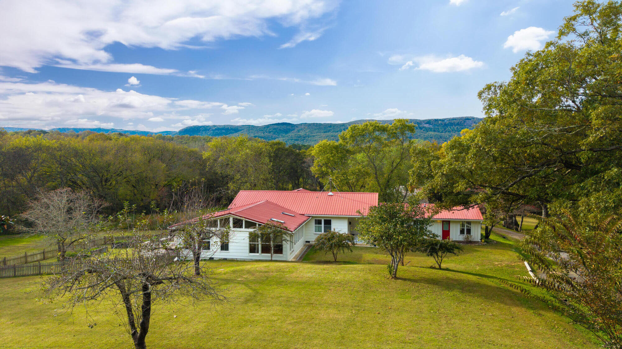 49 Hart Of Pine Road