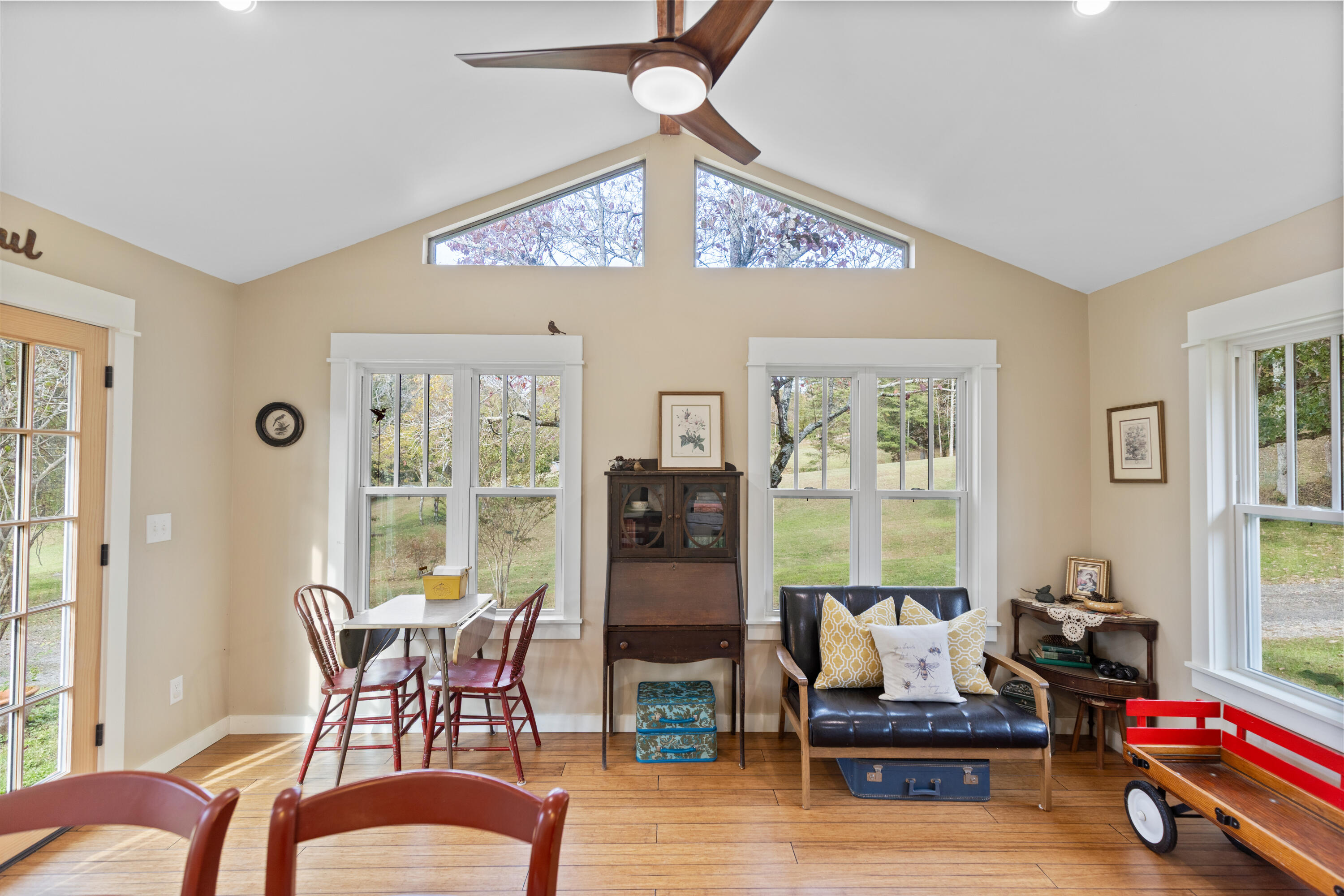 49 Hart Of Pine Road