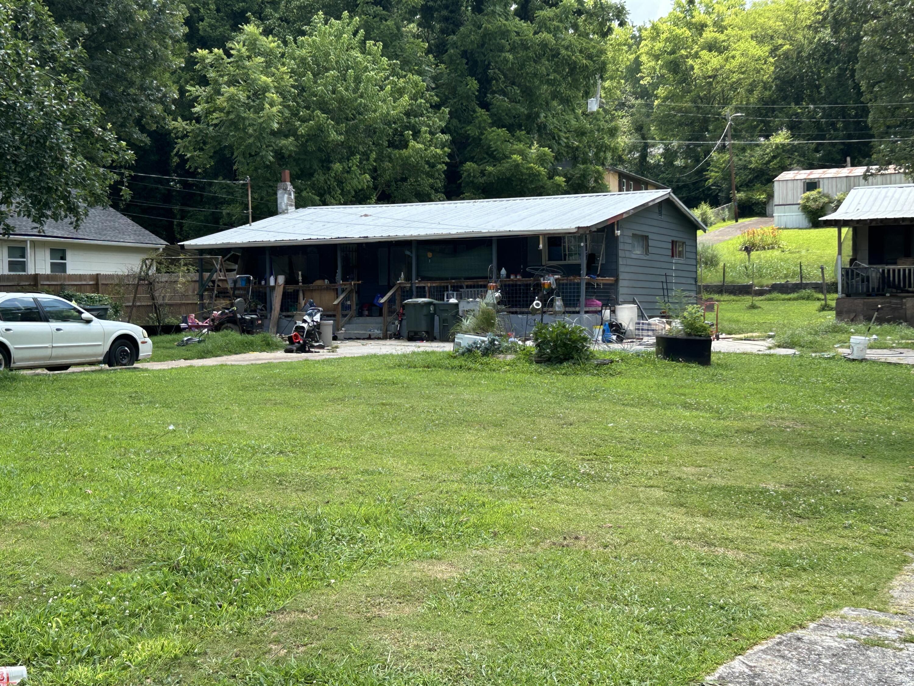 8 Kellys Ferry Avenue