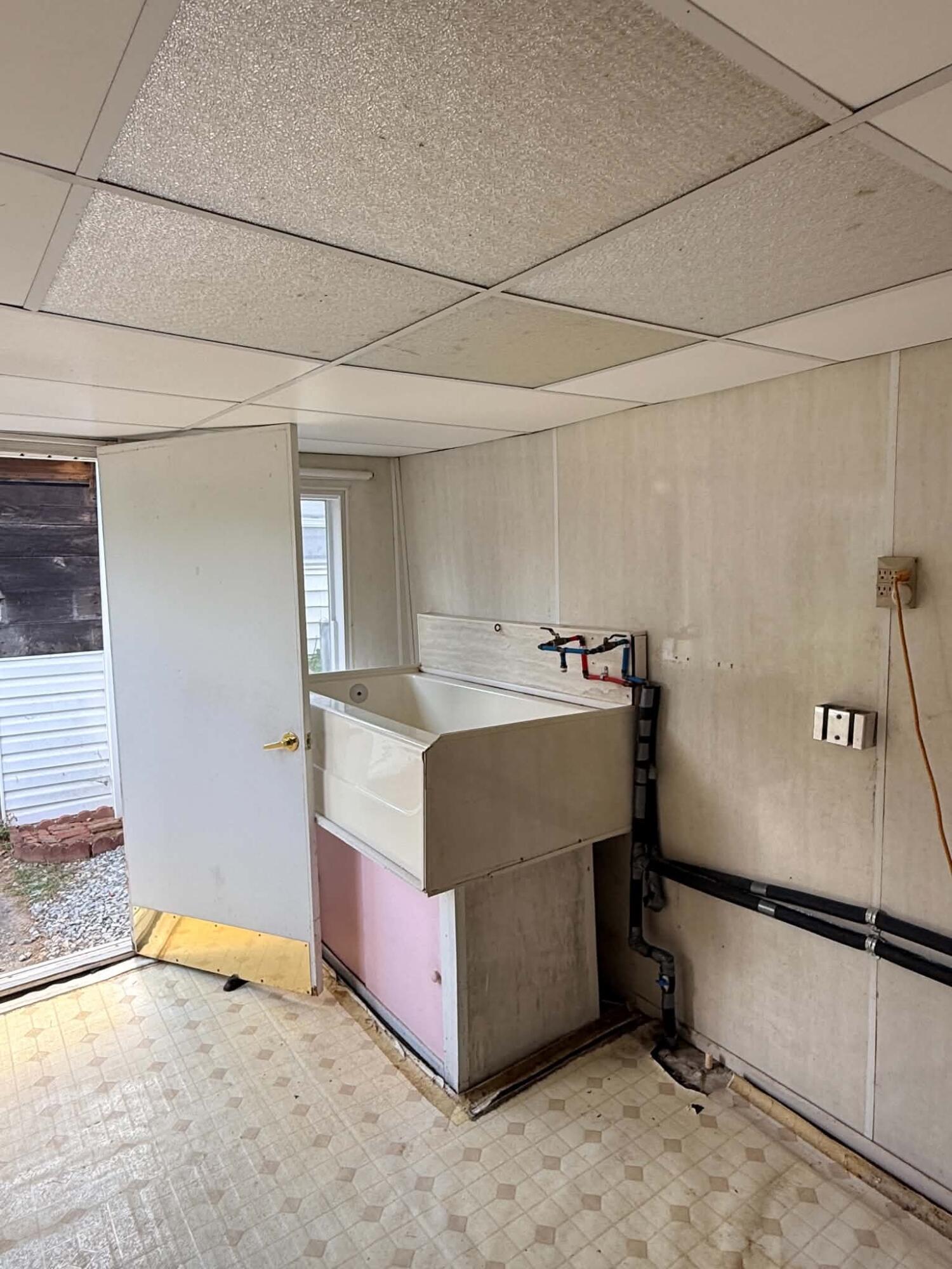 190 Co Rd 909