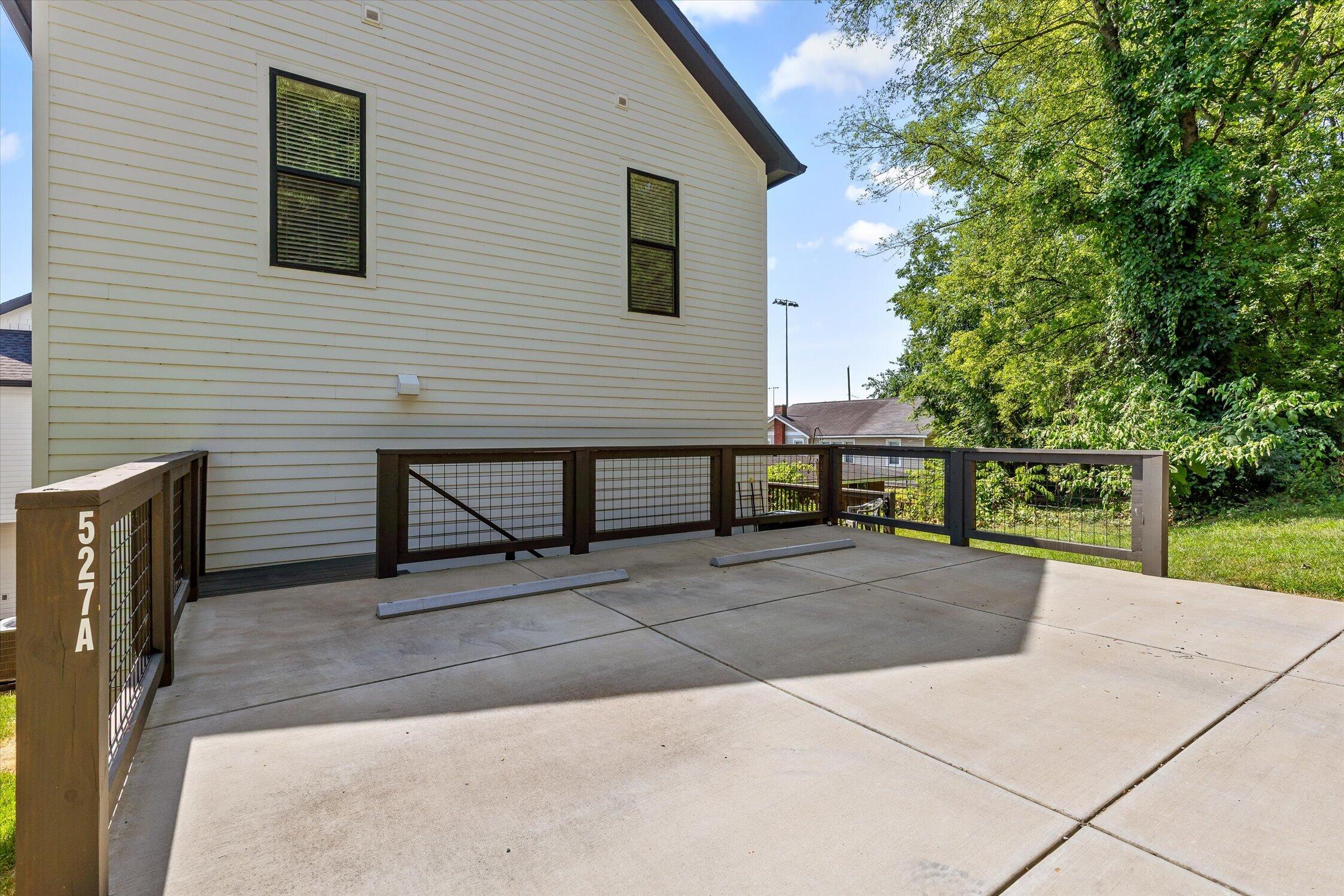 527 O Neal Street, A