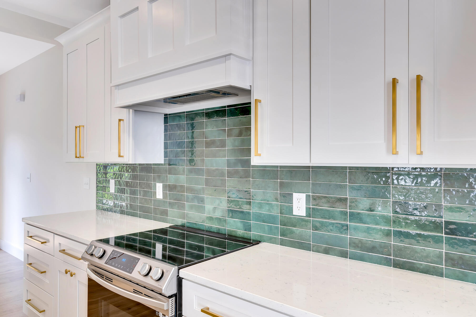 527 O Neal Street, A