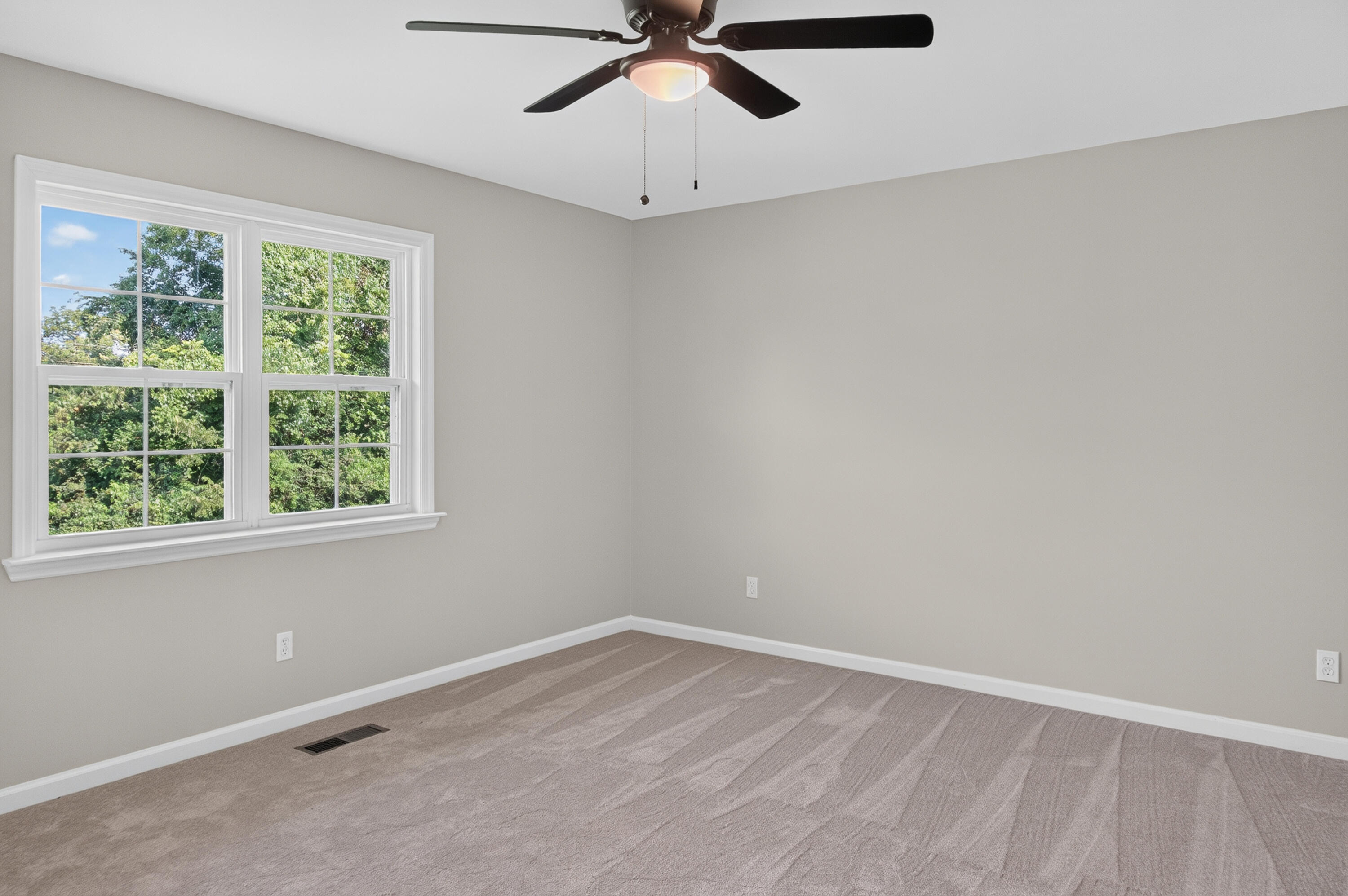 9512 Heathwood Drive