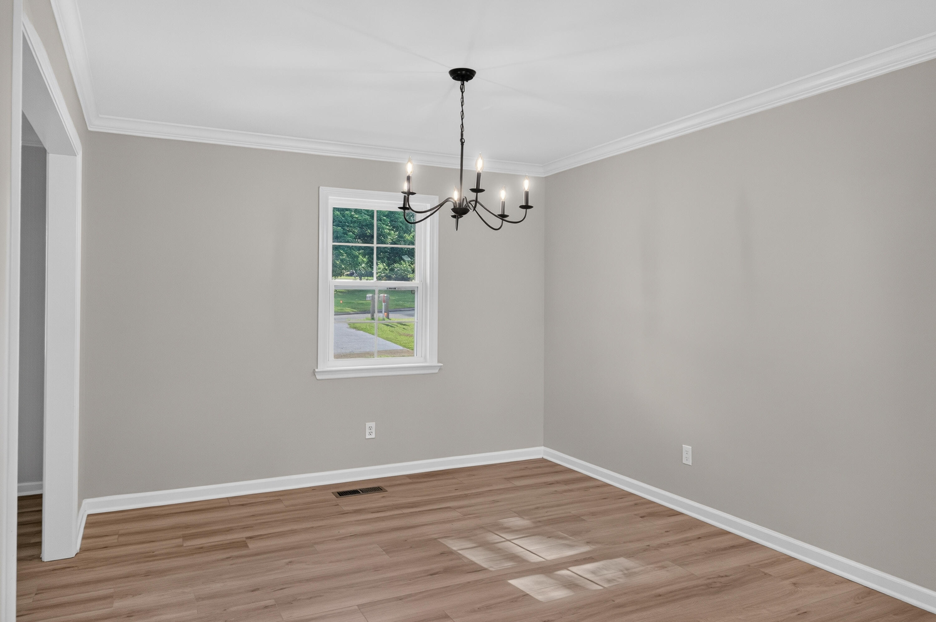 9512 Heathwood Drive