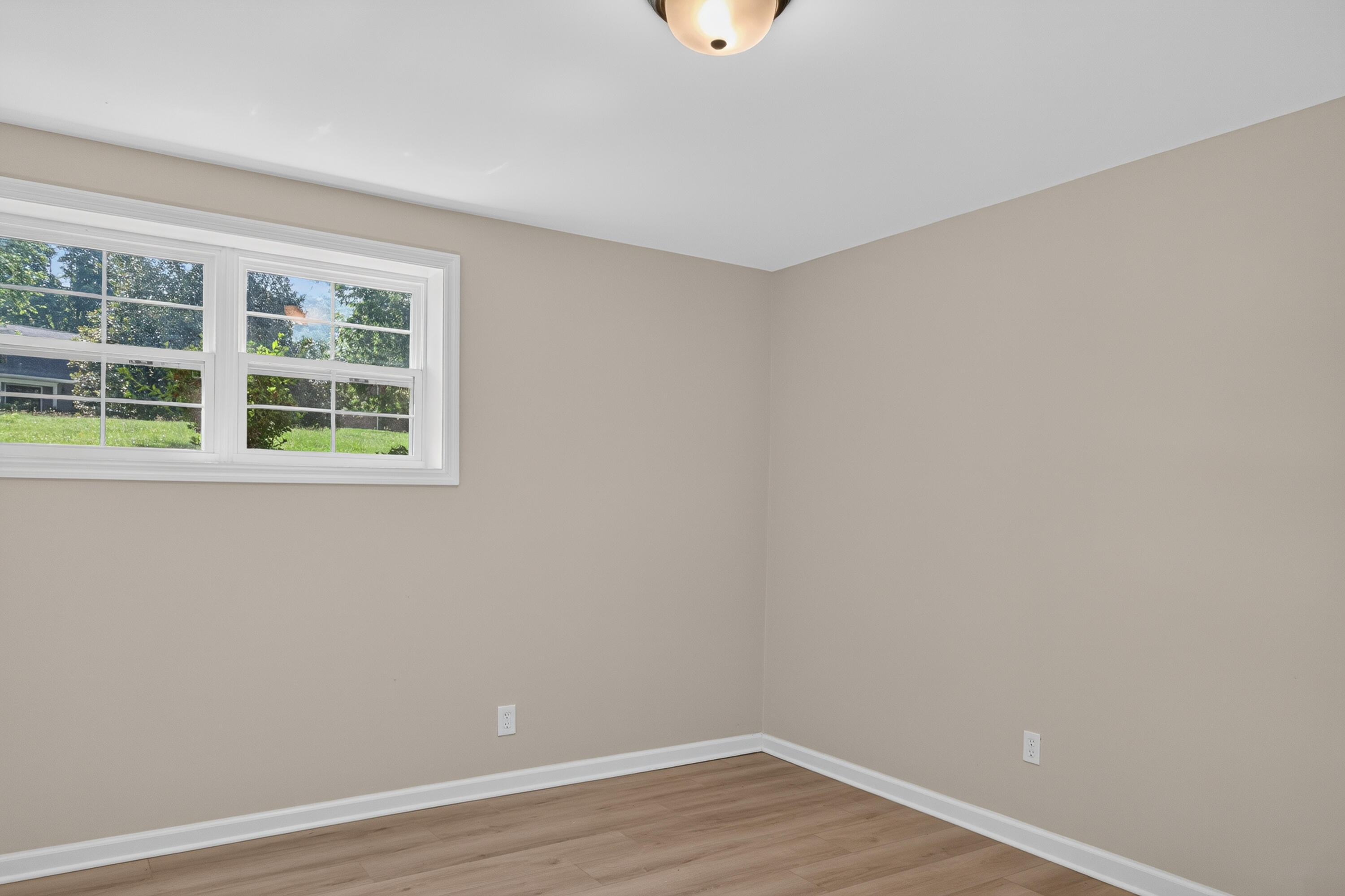 9512 Heathwood Drive